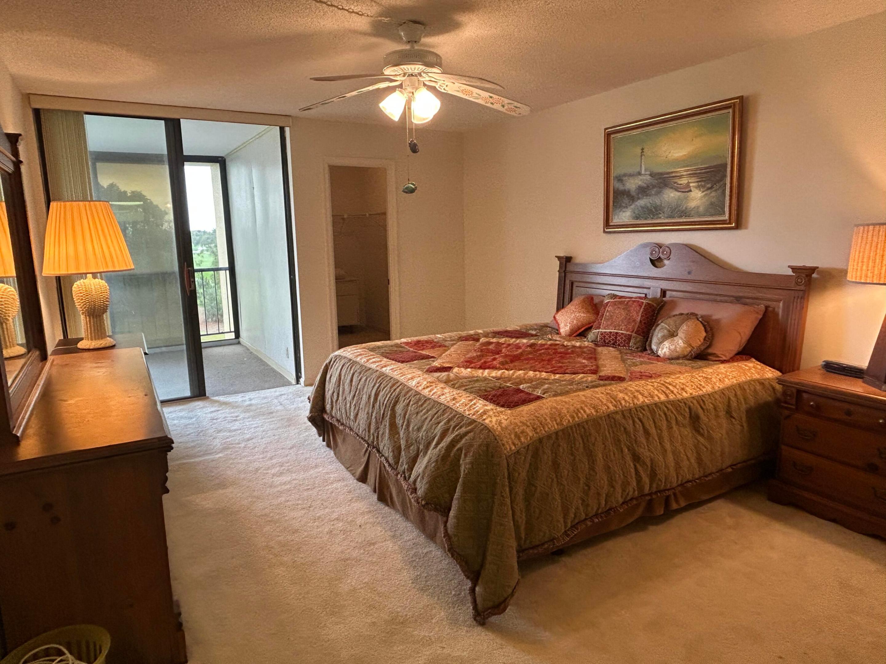 WOODLAND LAKES - Residential