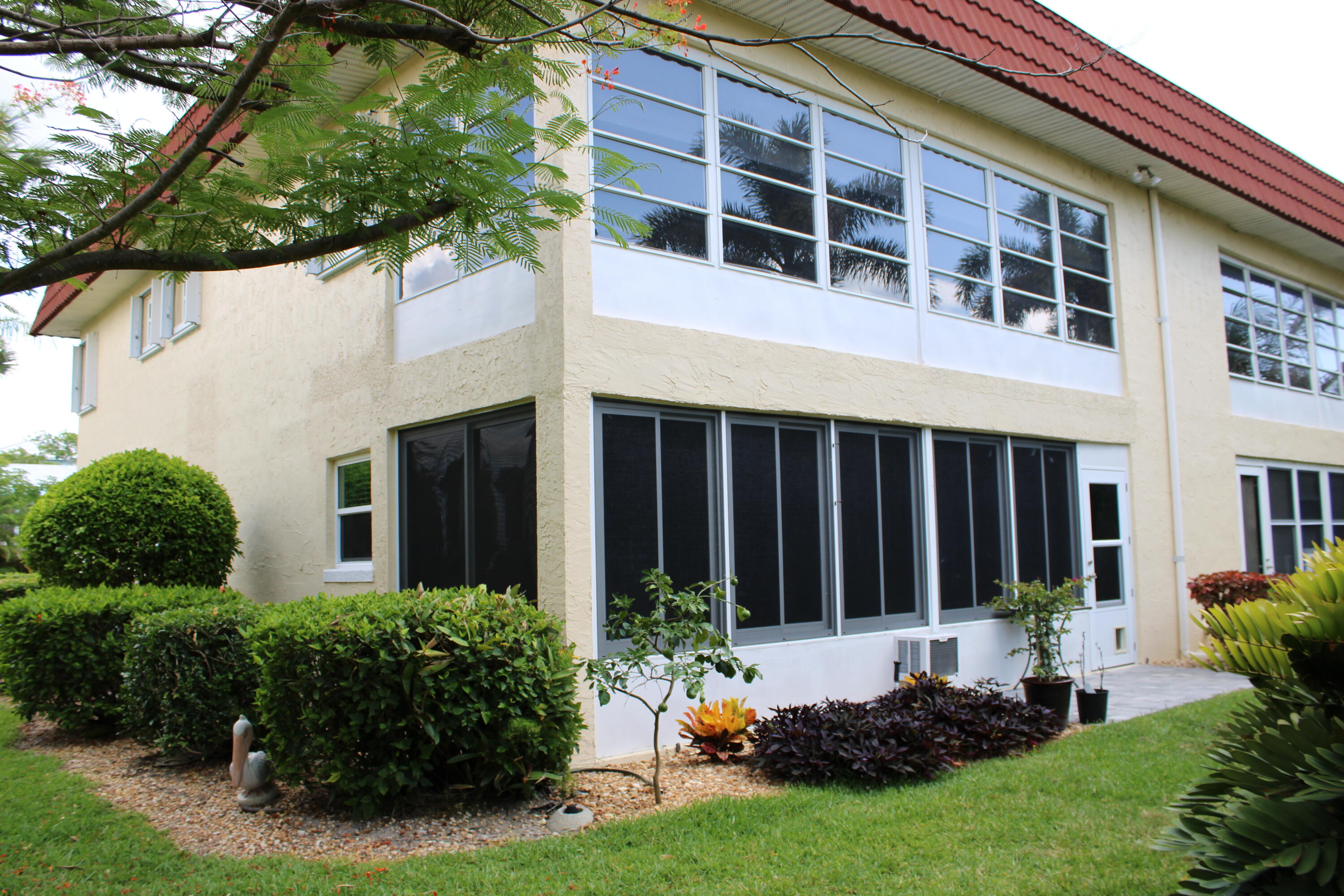 COLONNADES CONDOMINIUM  NO 8 - Residential