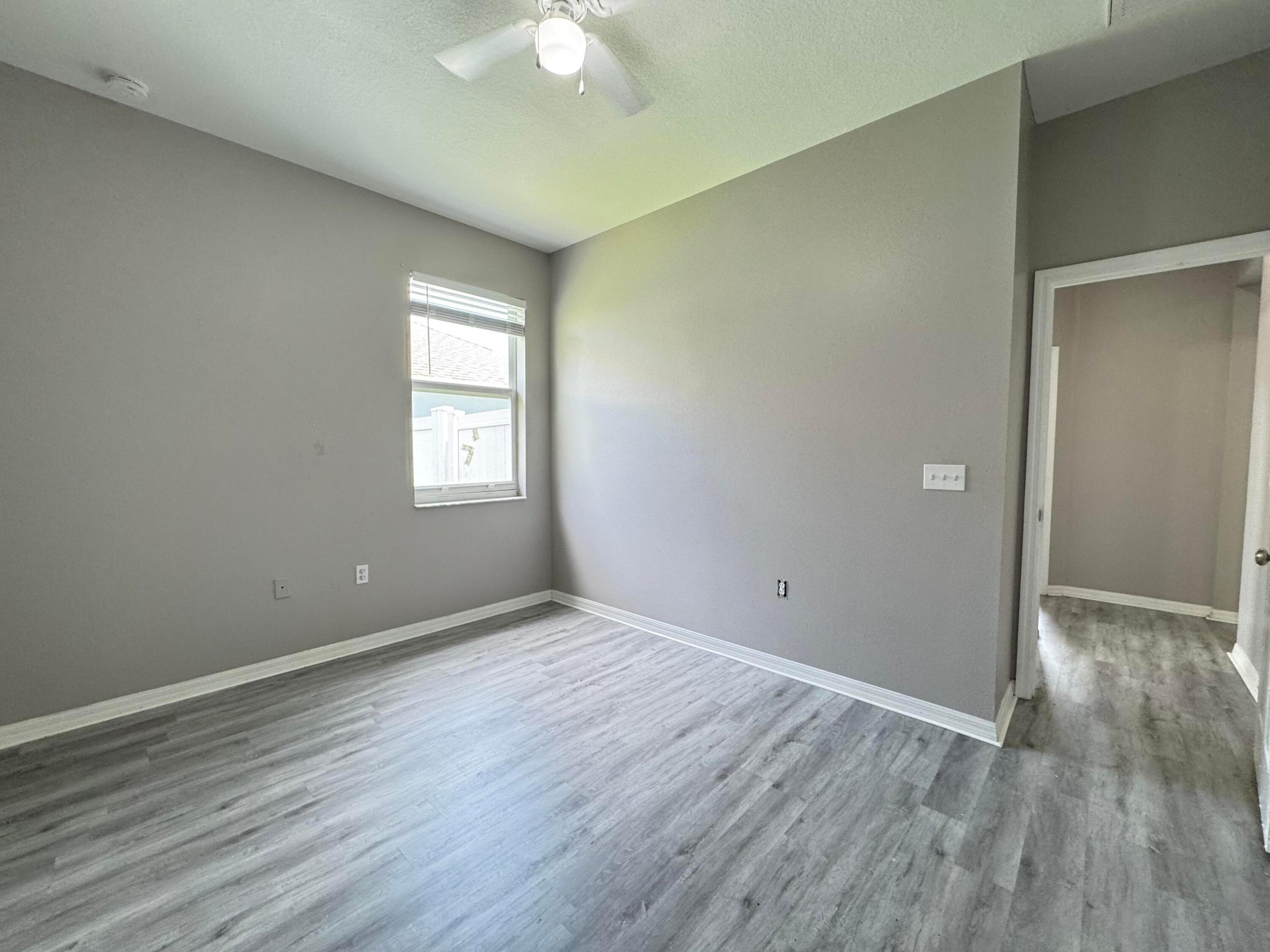 AYERSWORTH GLEN - Residential