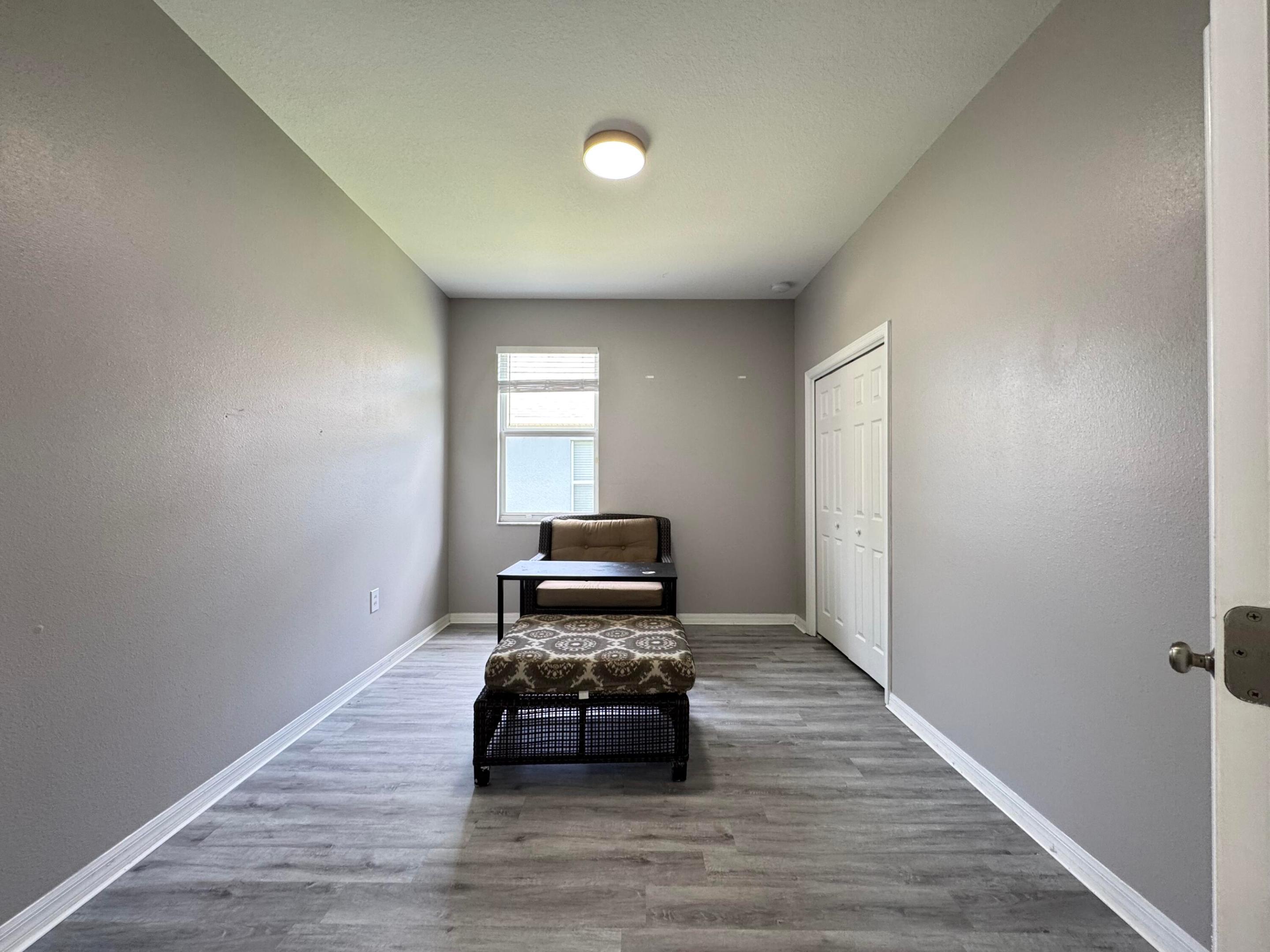 AYERSWORTH GLEN - Residential