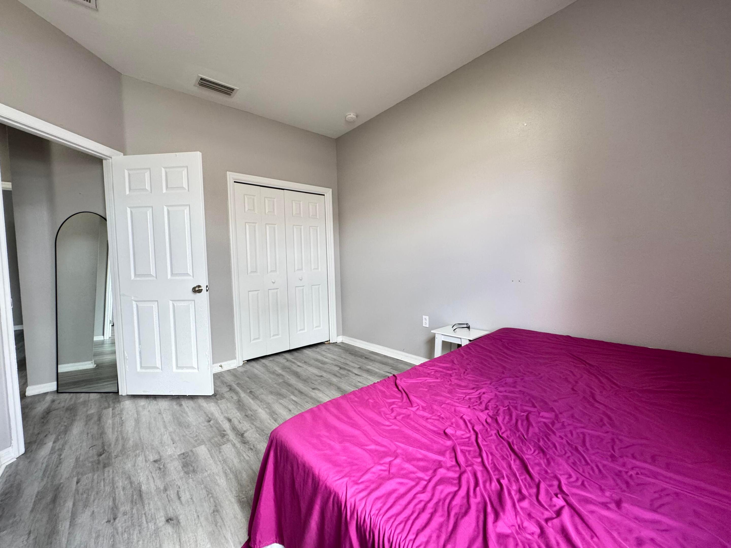 AYERSWORTH GLEN - Residential