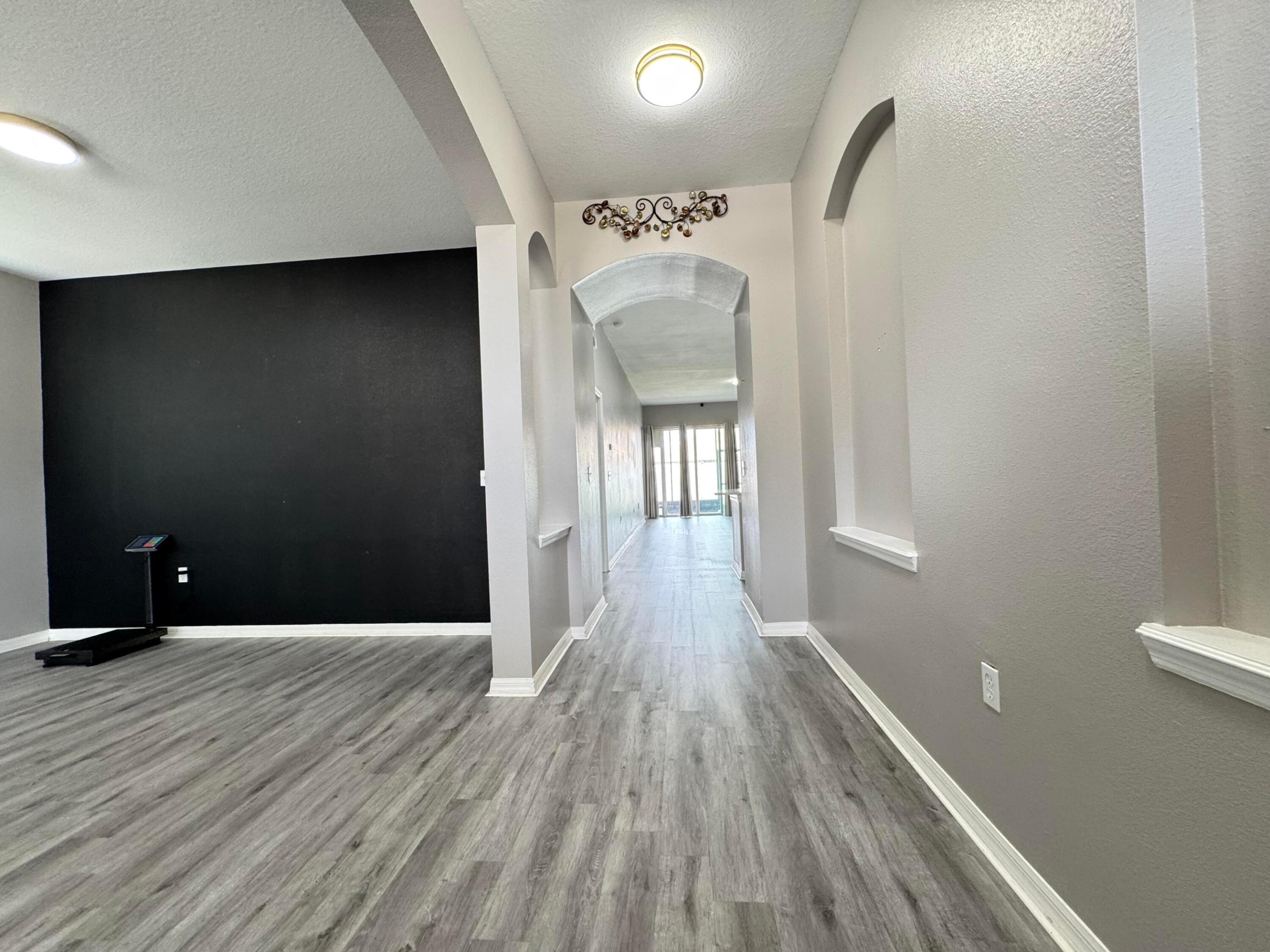AYERSWORTH GLEN - Residential