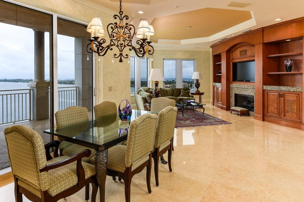 ONE WATERMARK PLACE OF THE PALM BEACHES - Residential