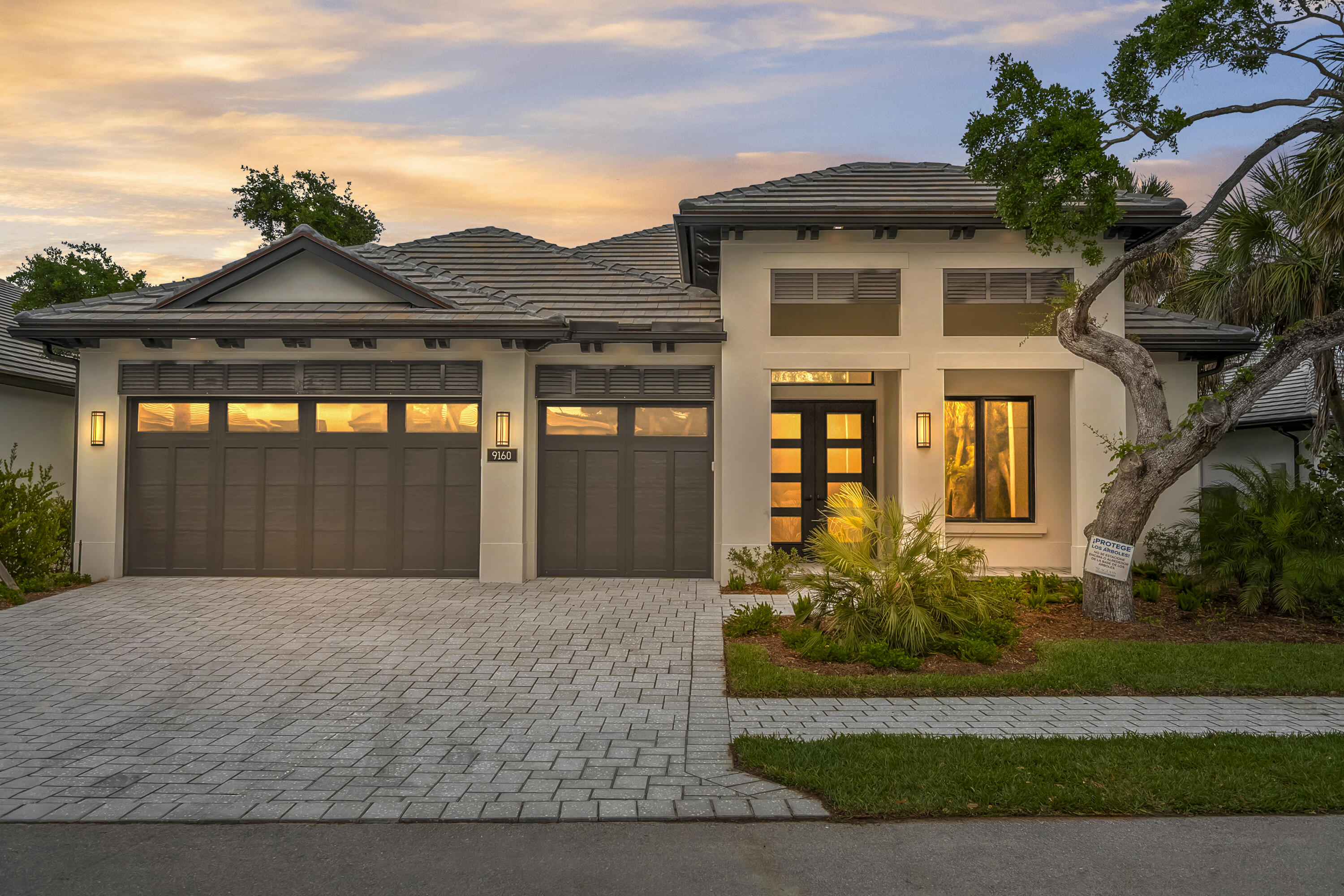 SEAGLASS P. D. - Residential