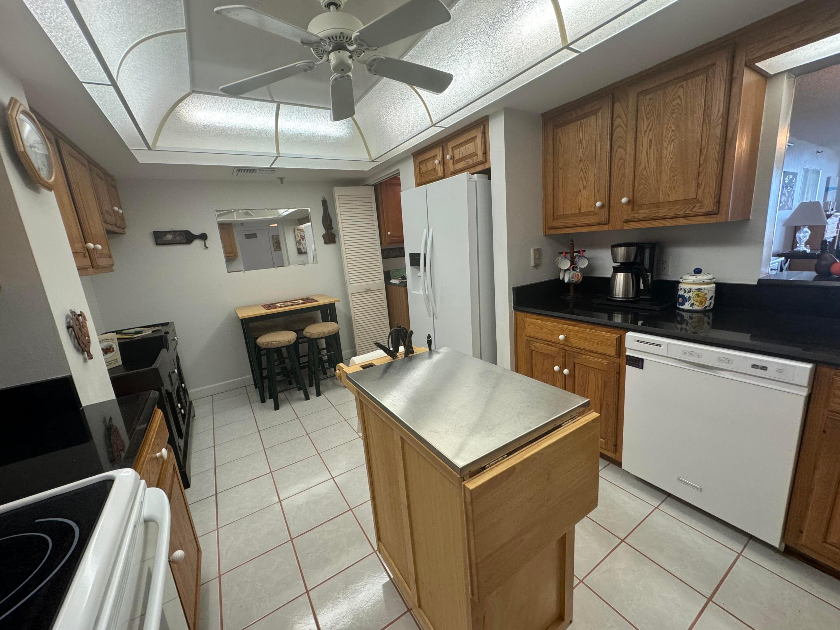 ATLANTIC VIEW BEACH CLUB CONDOMINIUM NO 1 - Residential