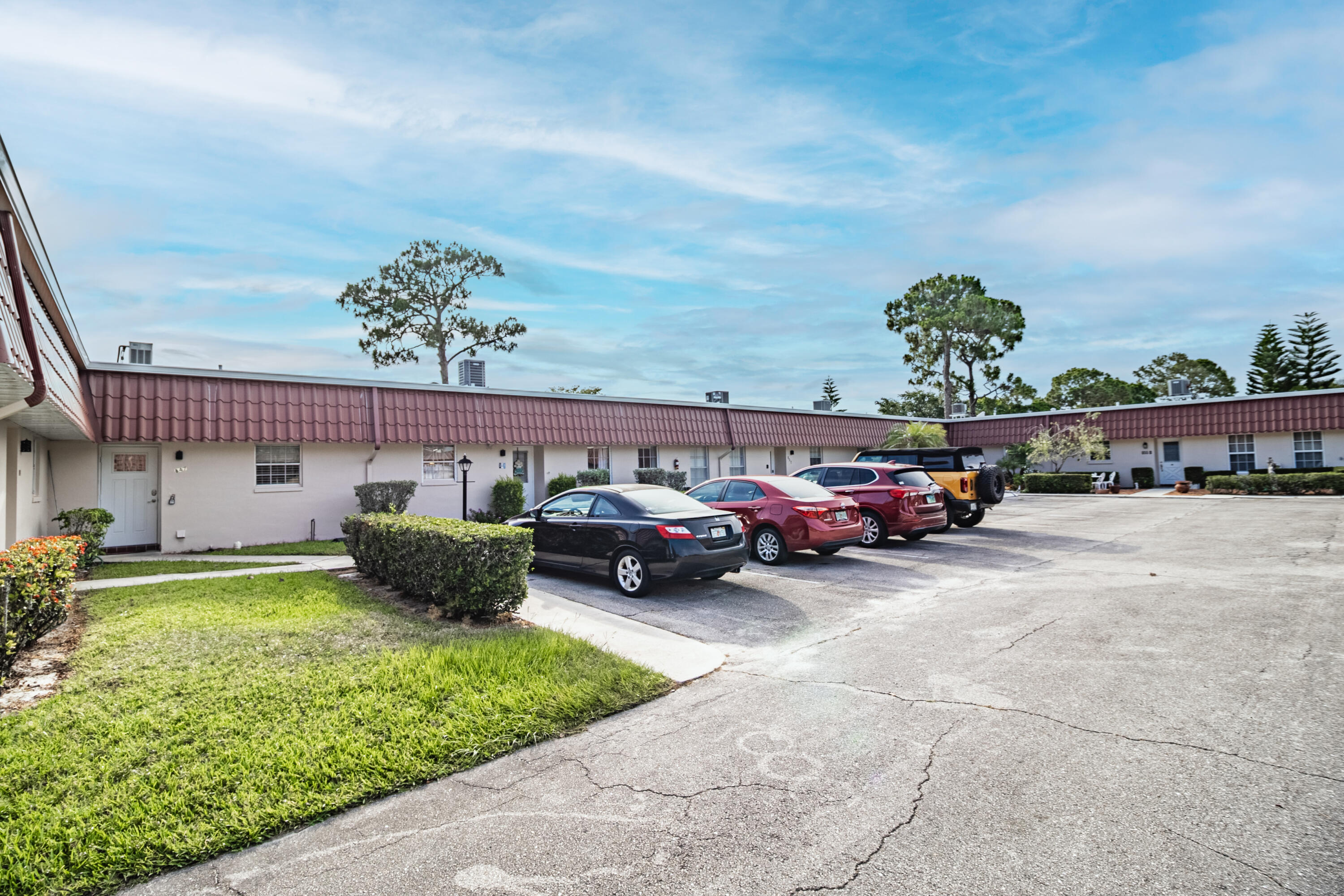 COVERED BRIDGE CONDO - Residential