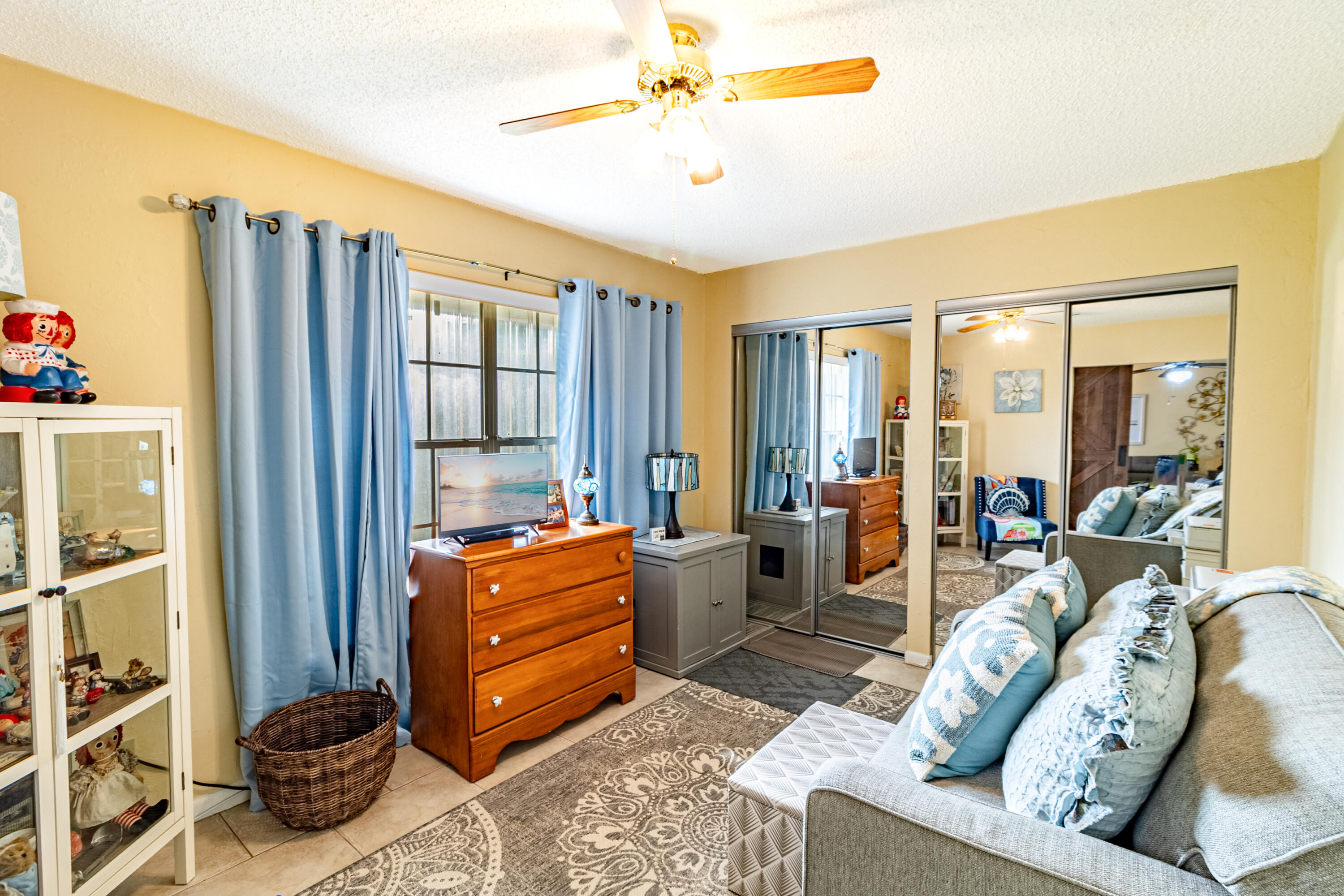 COVERED BRIDGE CONDO - Residential