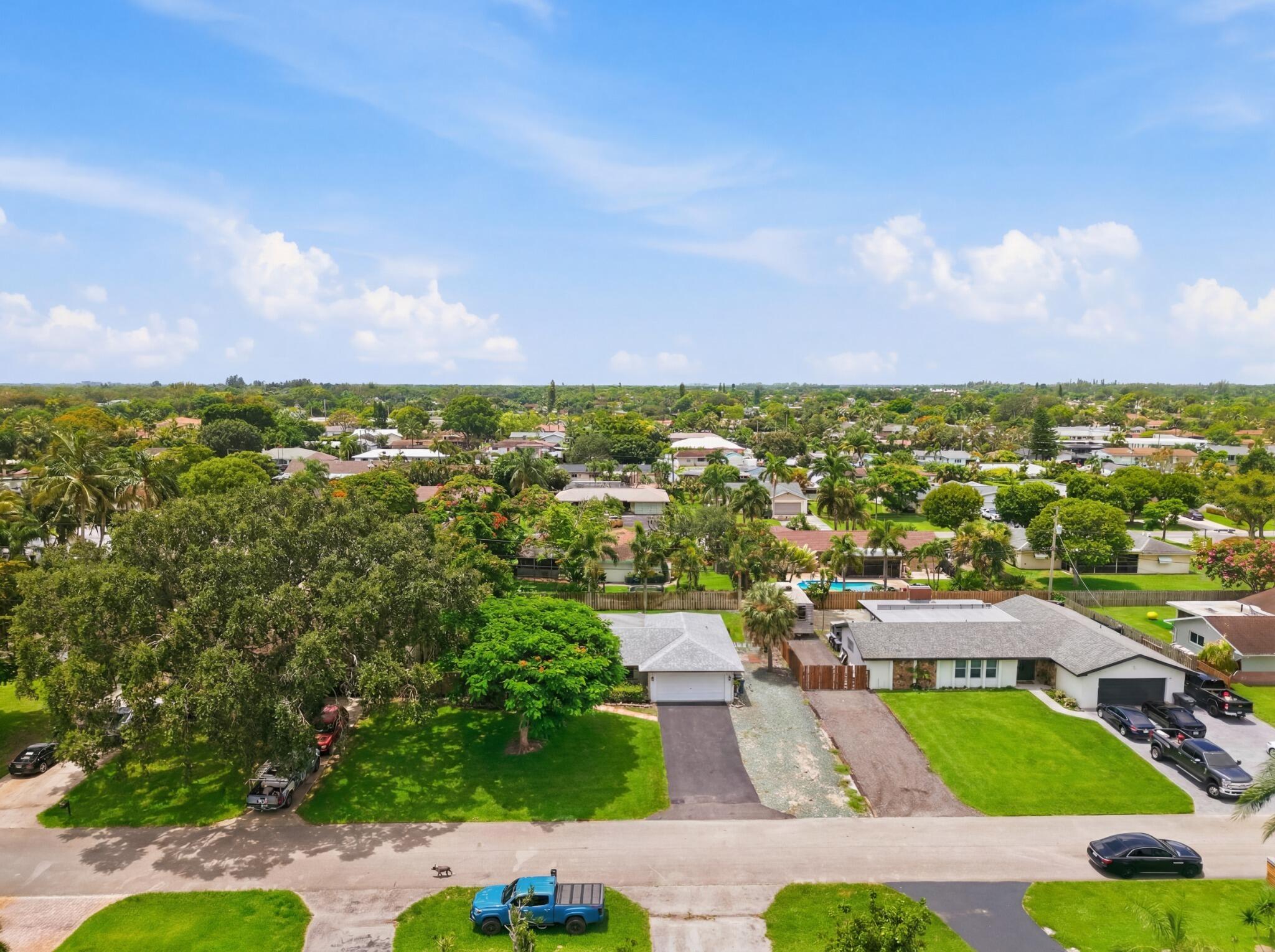 FLORIDA GARDENS 4 - Residential