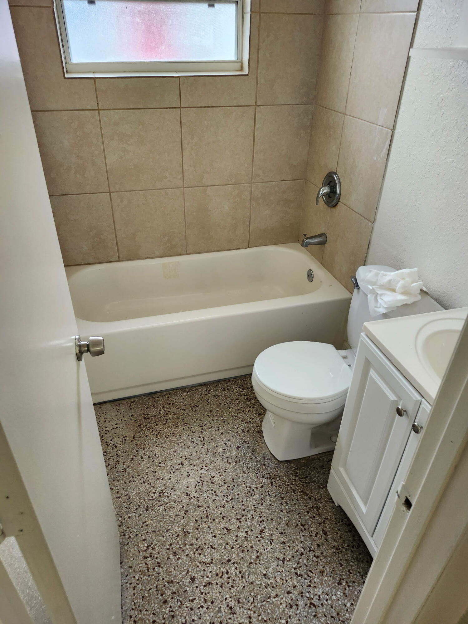 LINCOLN HEIGHTS - Residential Lease
