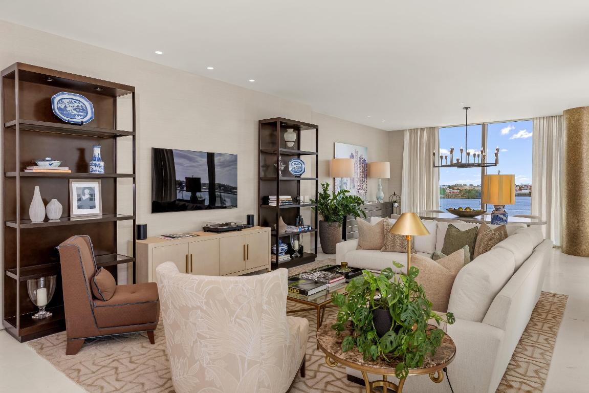 La Clara - Residential