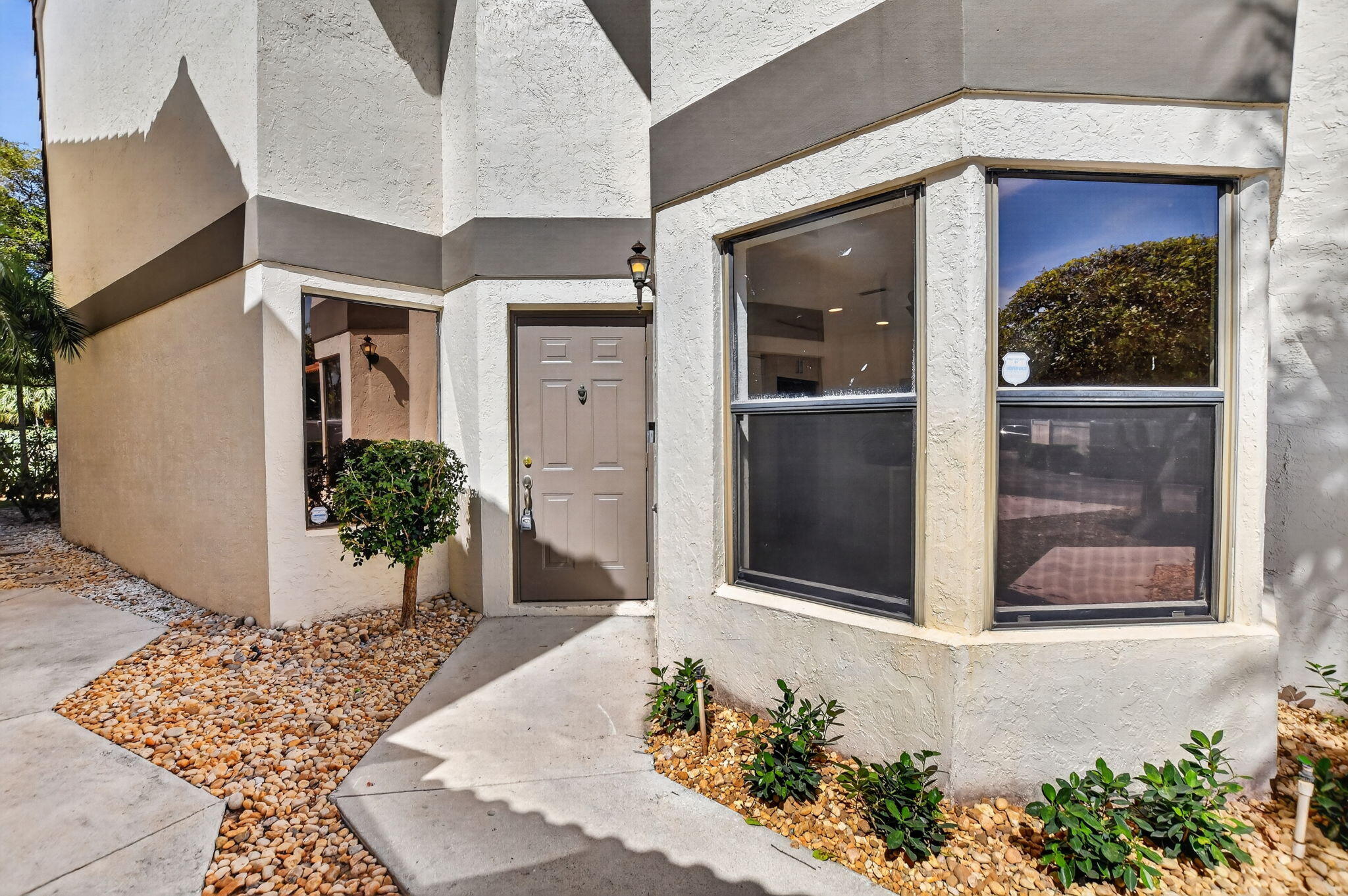 BOCA HERMOSA GARDENS - Residential