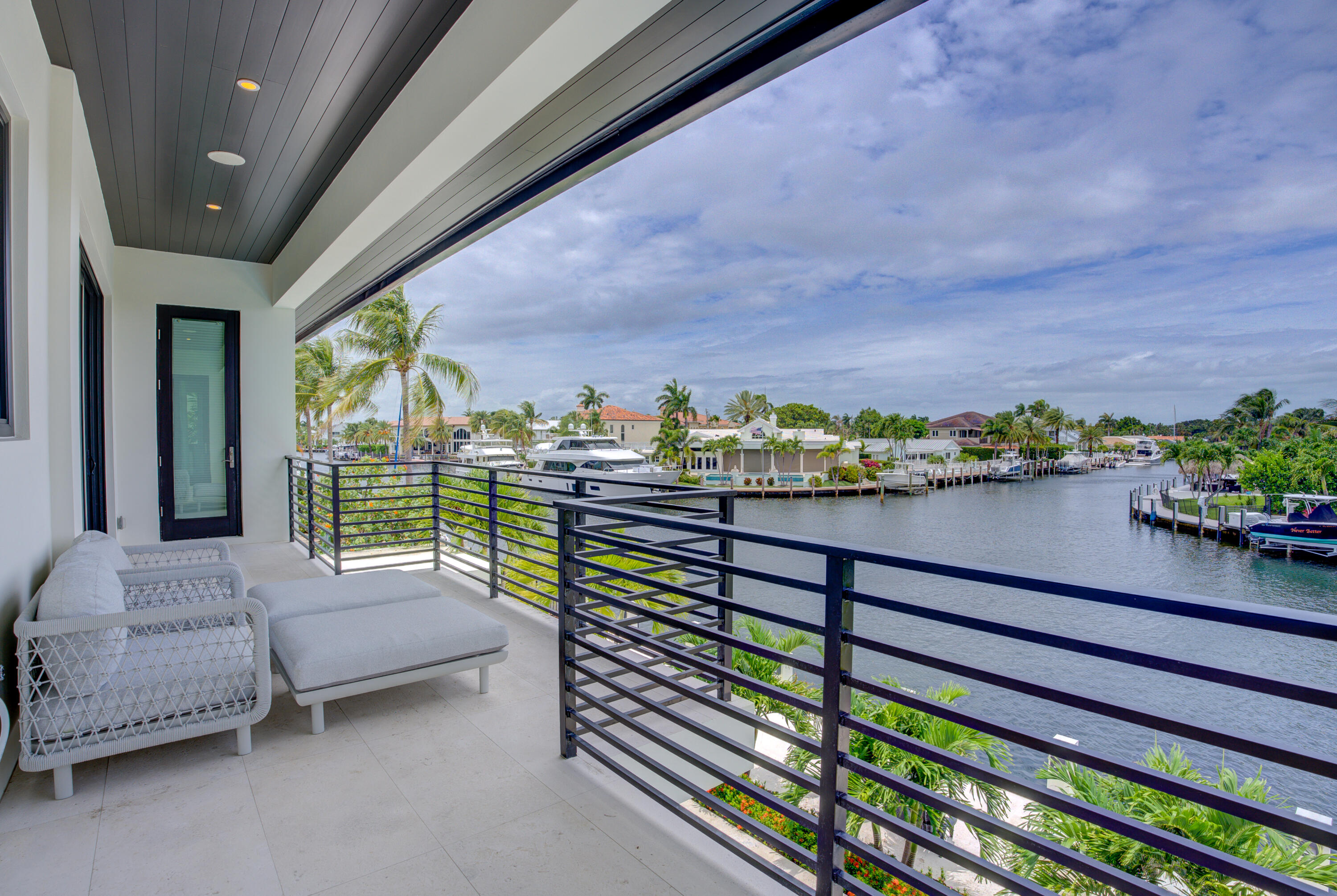 VENETIAN ISLES 1ST SEC - Residential