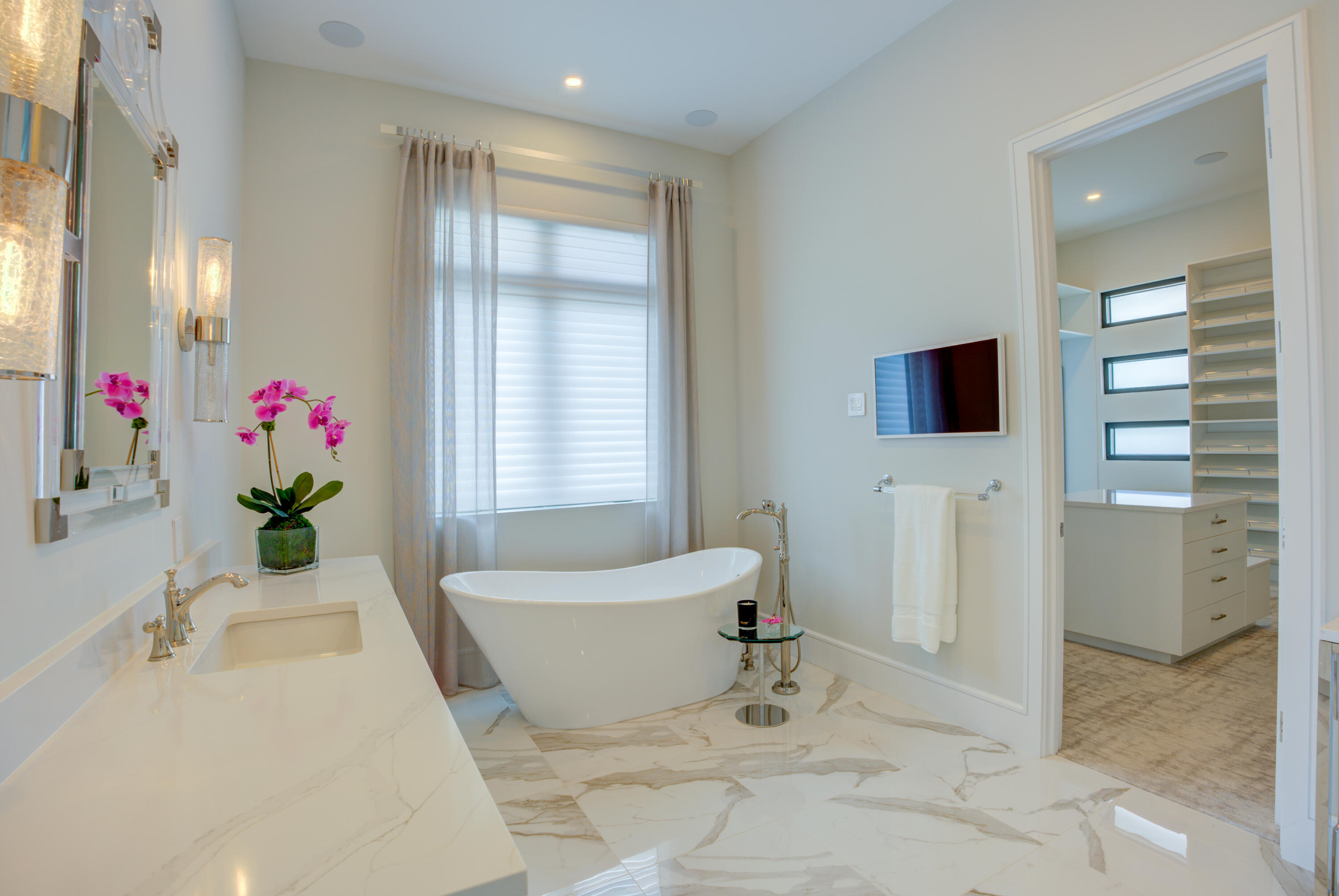 VENETIAN ISLES 1ST SEC - Residential