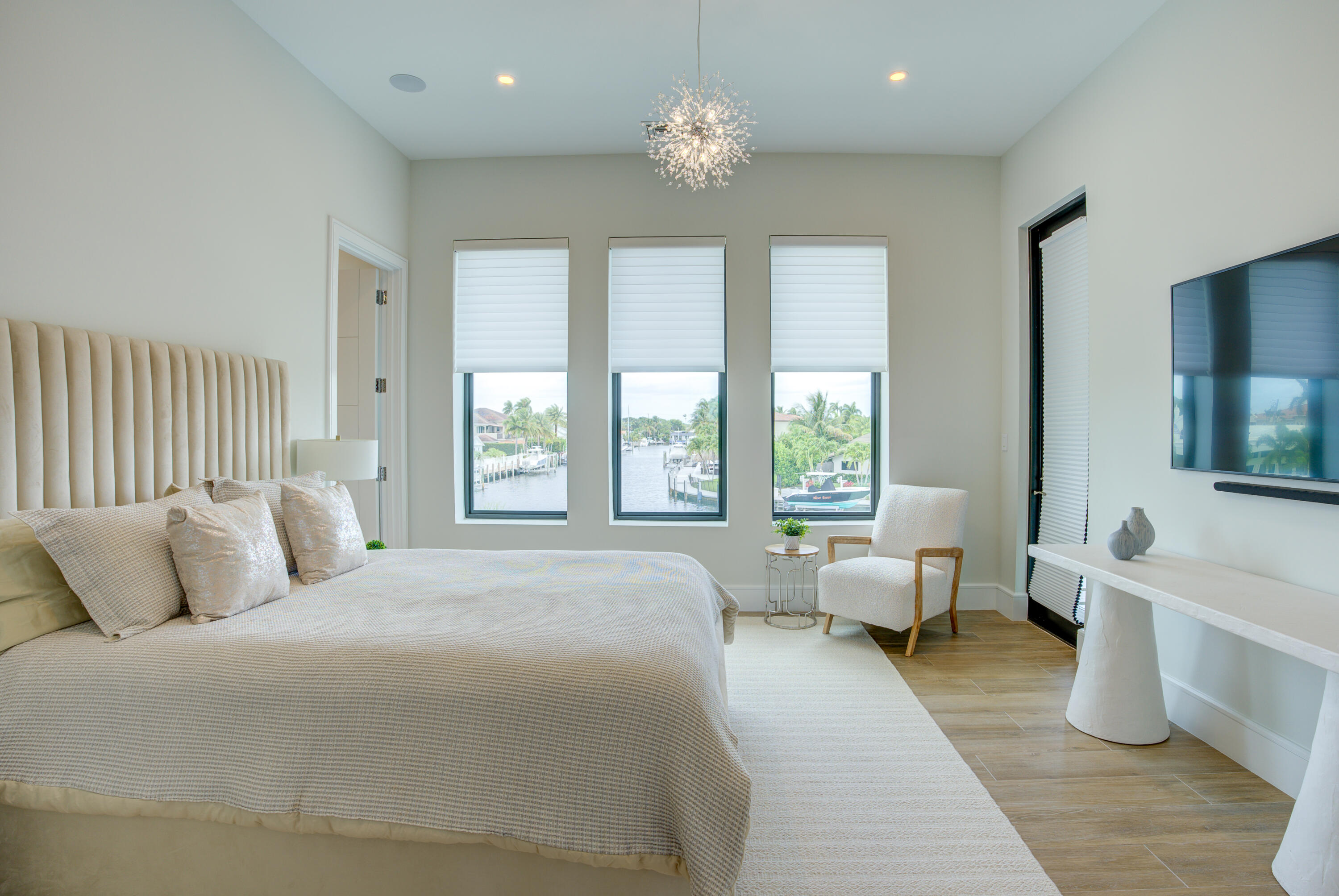 VENETIAN ISLES 1ST SEC - Residential