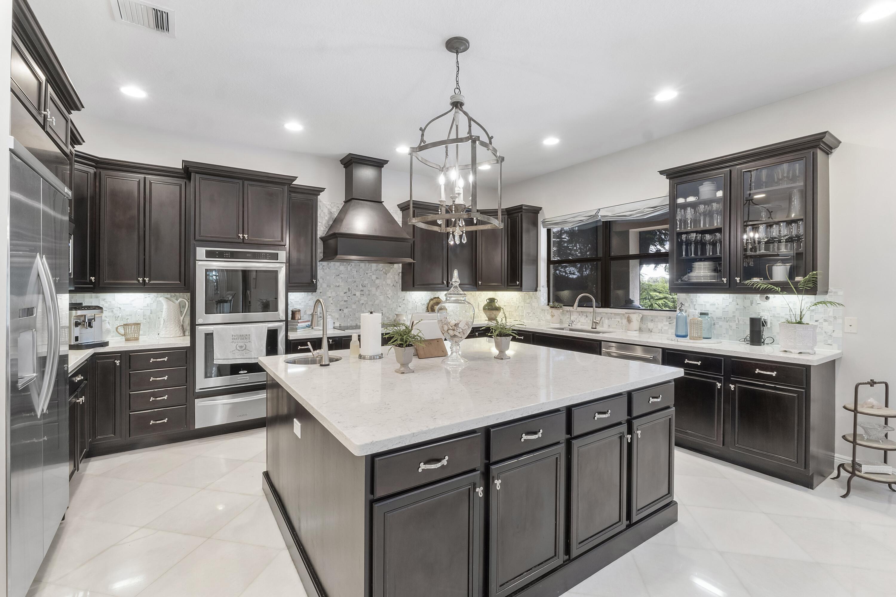 PARKLAND GOLF AND COUNTRY CLUB - Residential