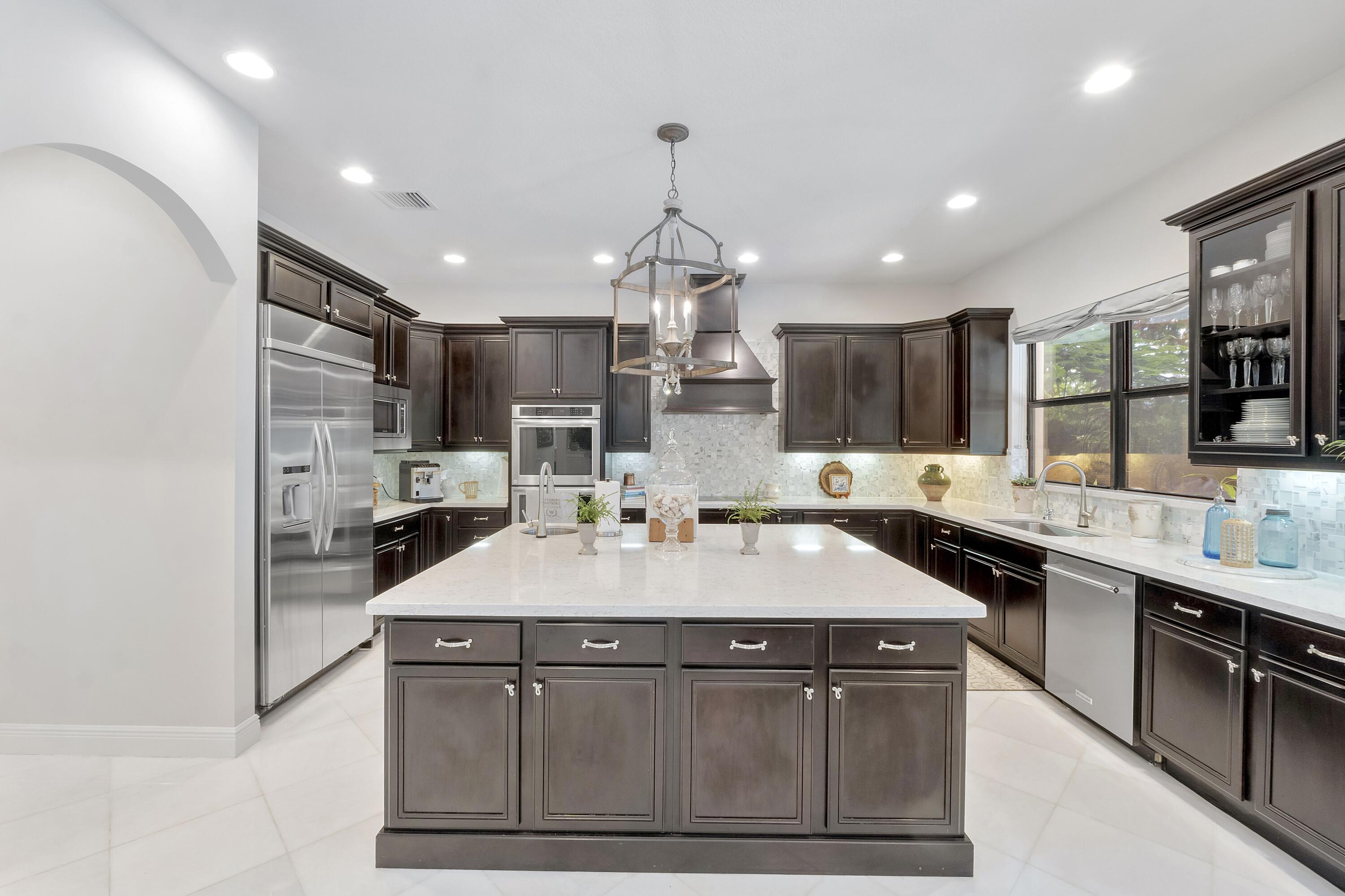 PARKLAND GOLF AND COUNTRY CLUB - Residential