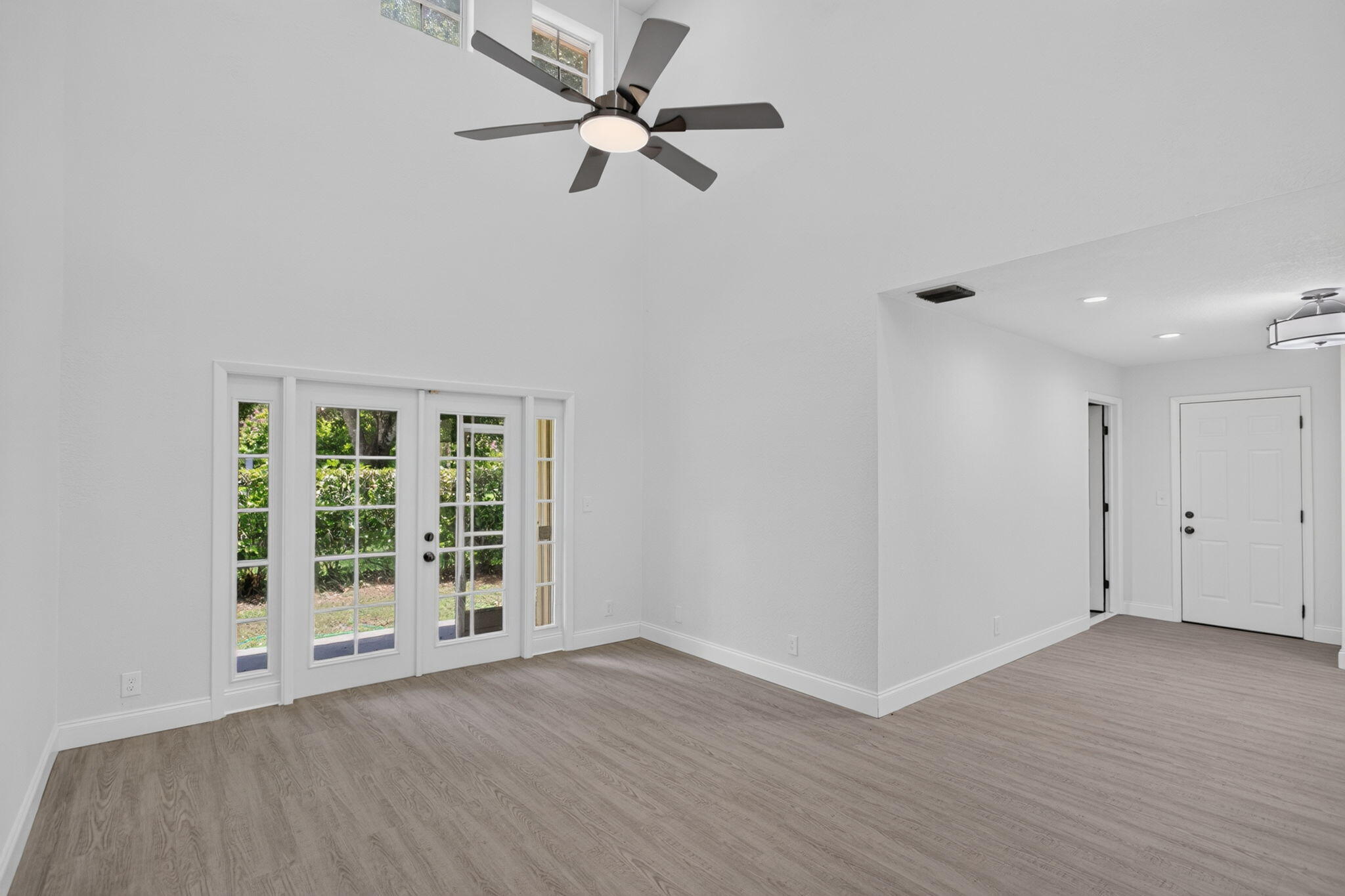 PORTOFINO CONDOMINIUM - Residential
