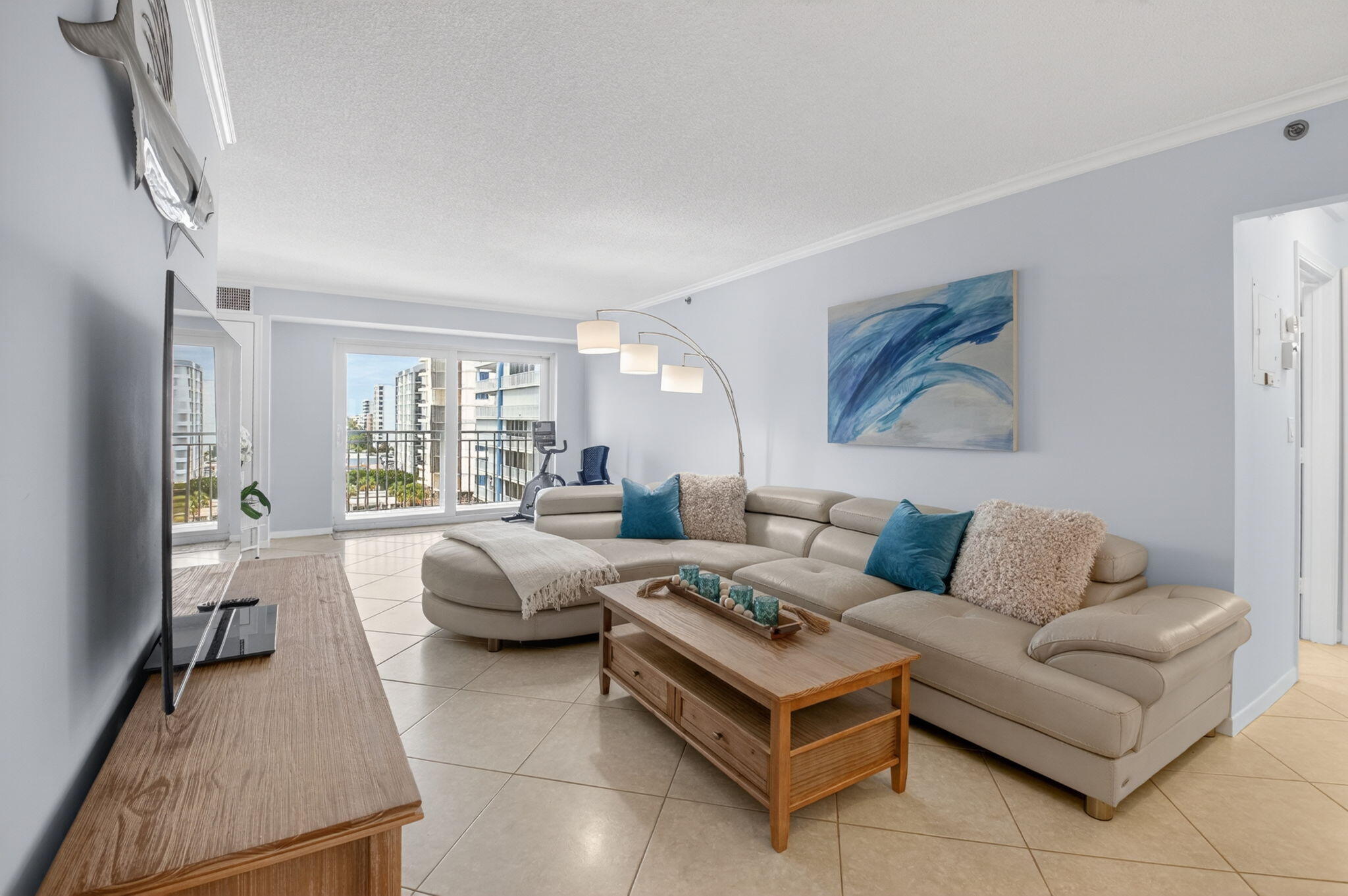 AMBASSADORS V NORTH CONDO - Residential
