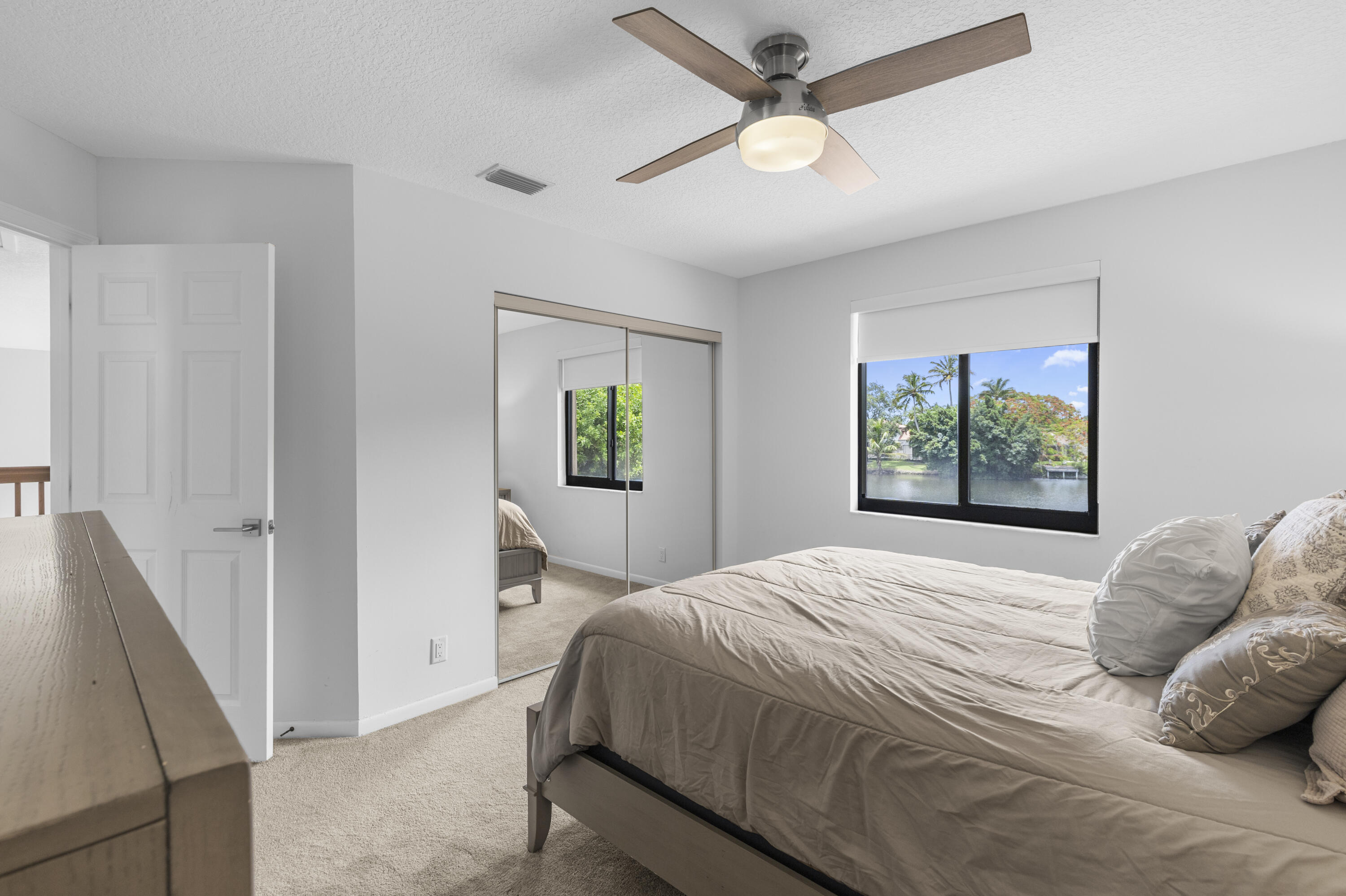 GREENVIEW SHORES 2 OF WELLINGTON - Residential Lease