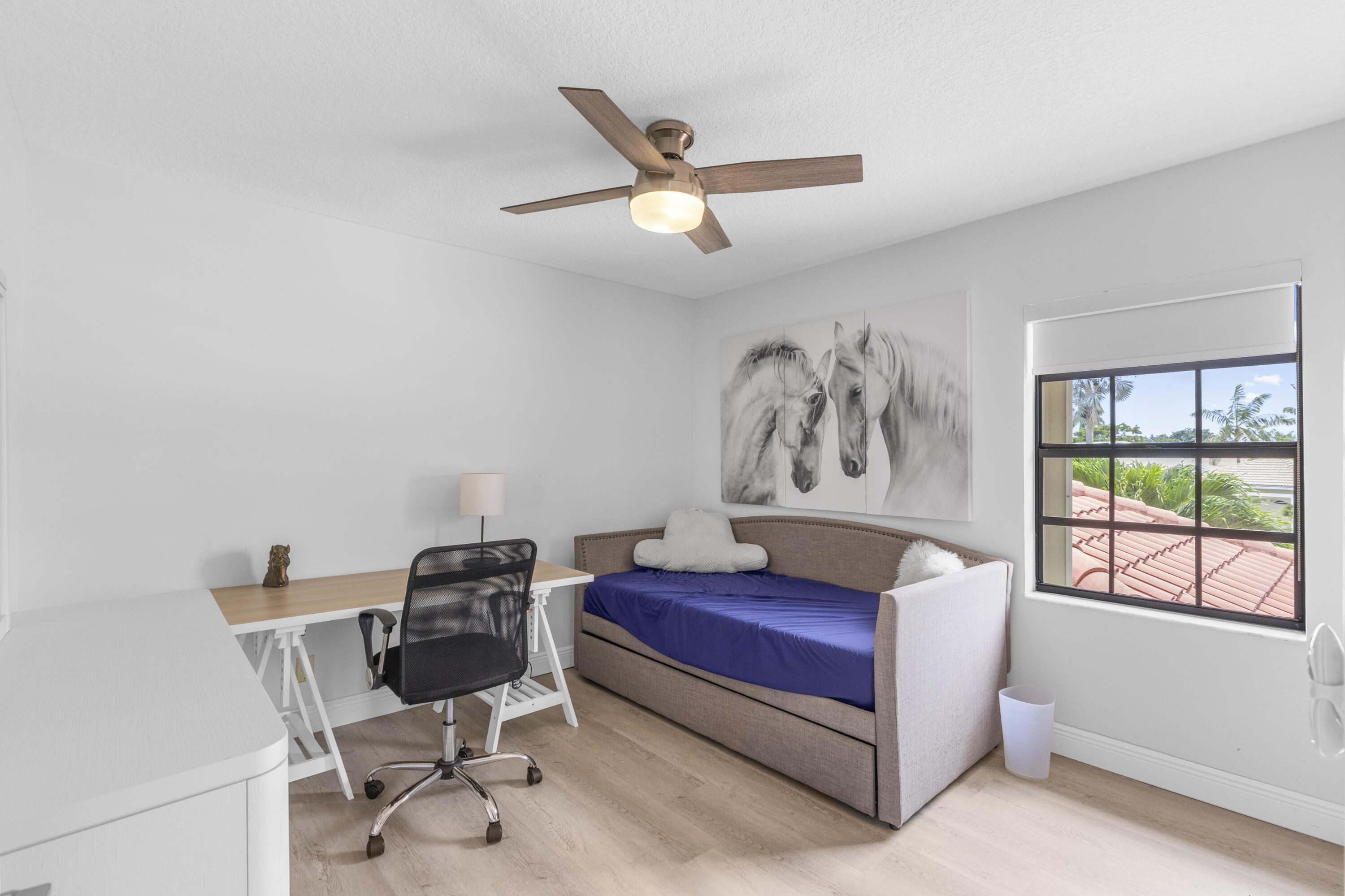 GREENVIEW SHORES 2 OF WELLINGTON - Residential Lease