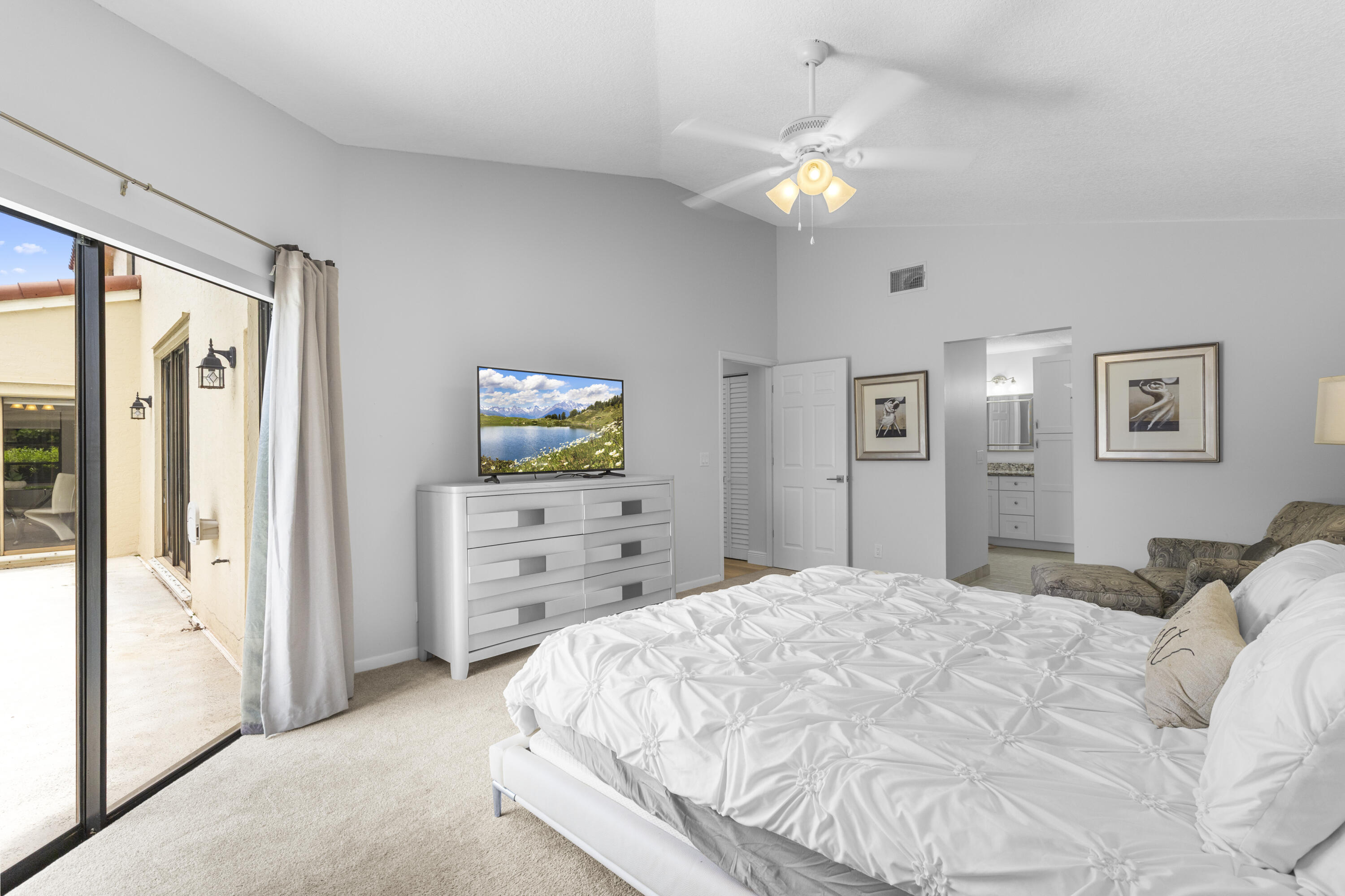GREENVIEW SHORES 2 OF WELLINGTON - Residential Lease