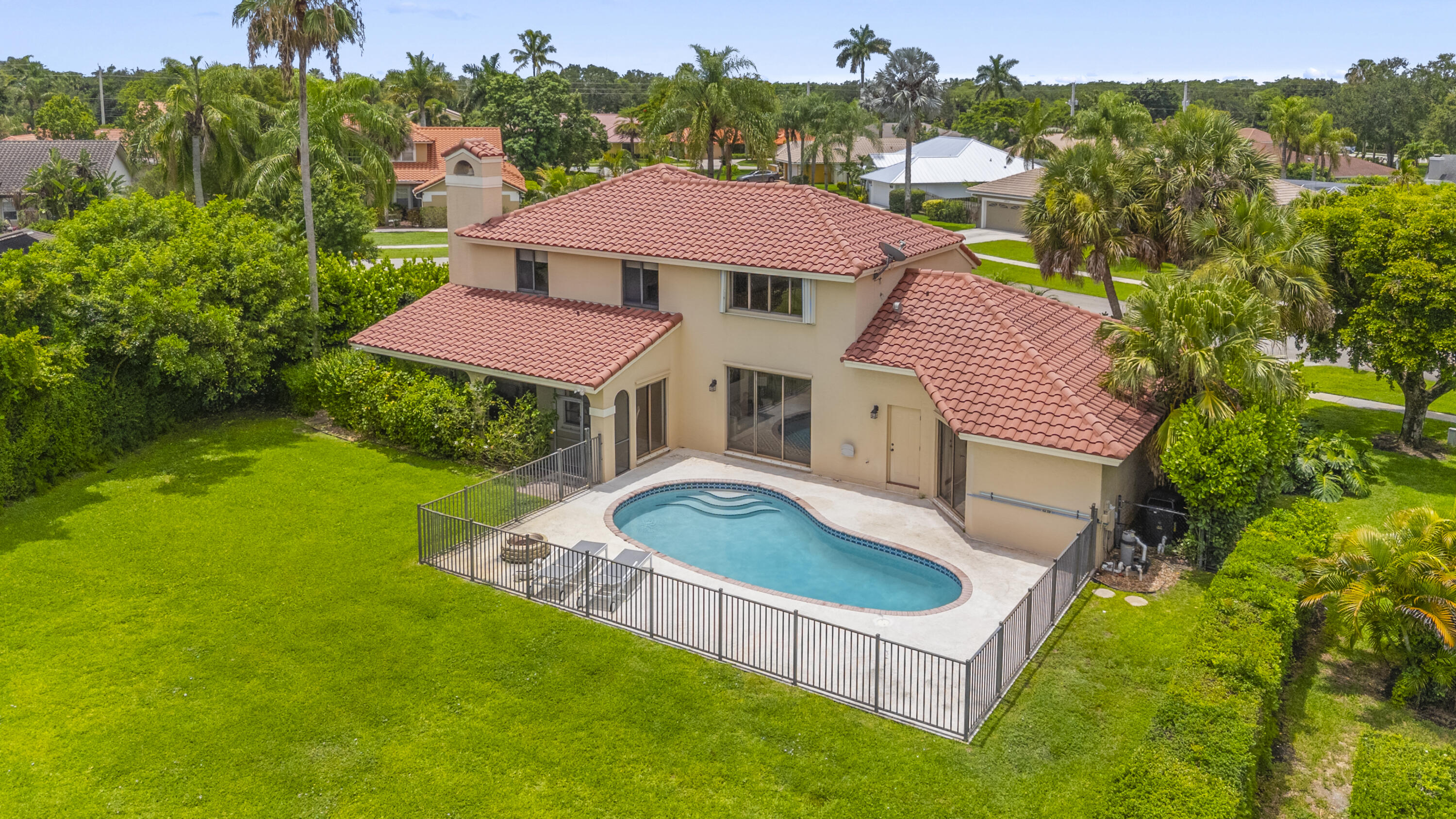 GREENVIEW SHORES 2 OF WELLINGTON - Residential Lease
