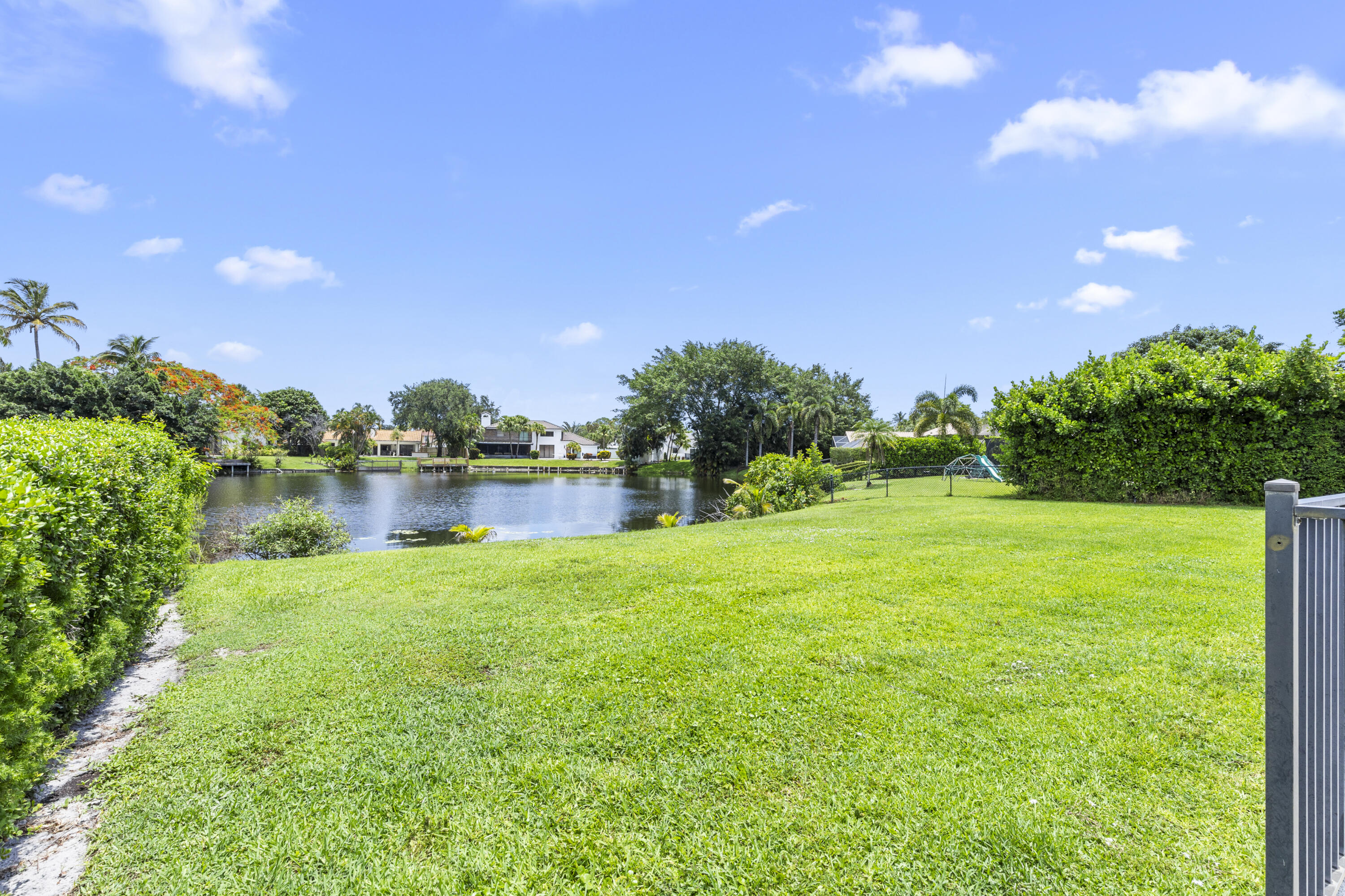GREENVIEW SHORES 2 OF WELLINGTON - Residential Lease