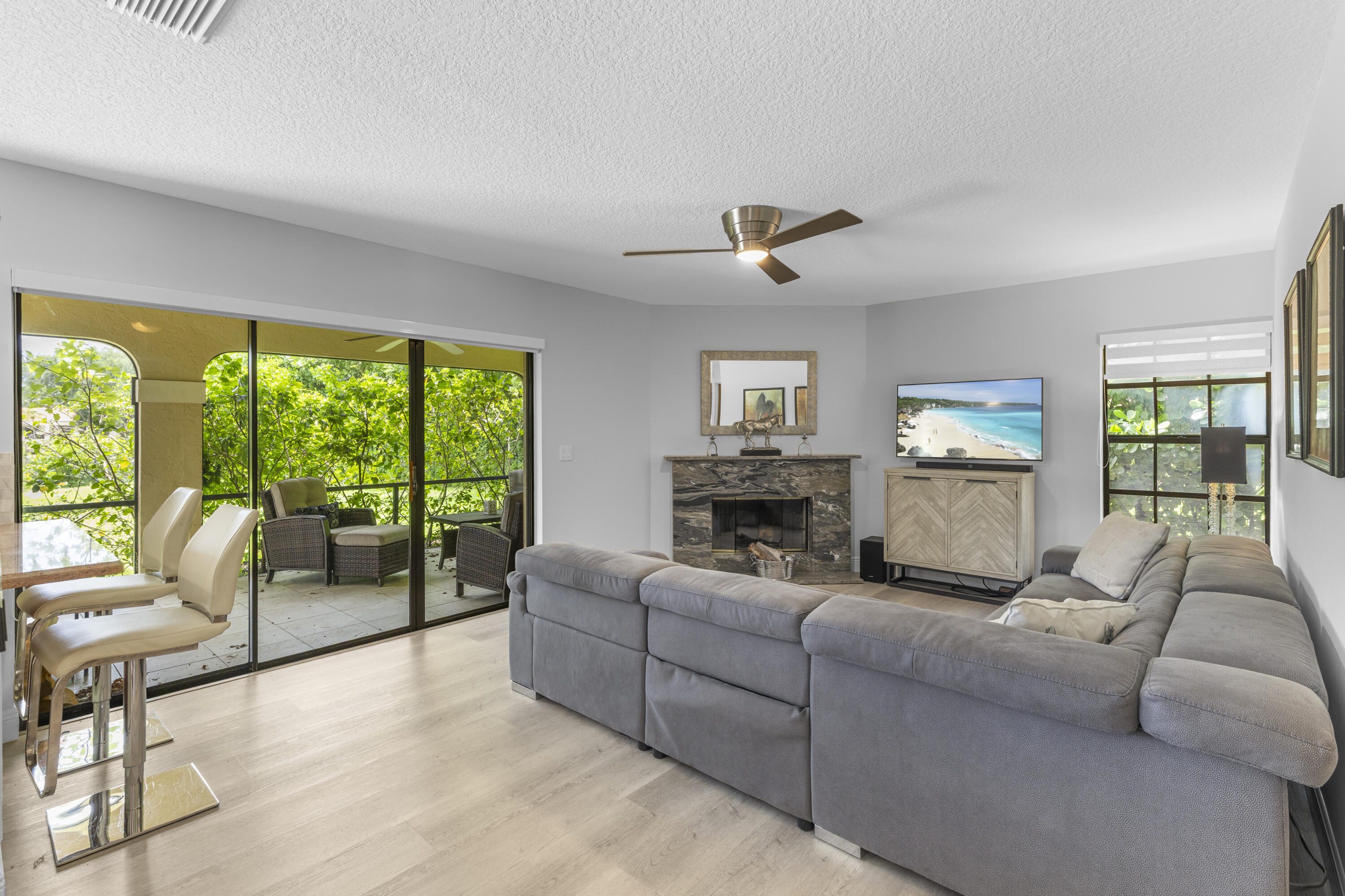 GREENVIEW SHORES 2 OF WELLINGTON - Residential Lease