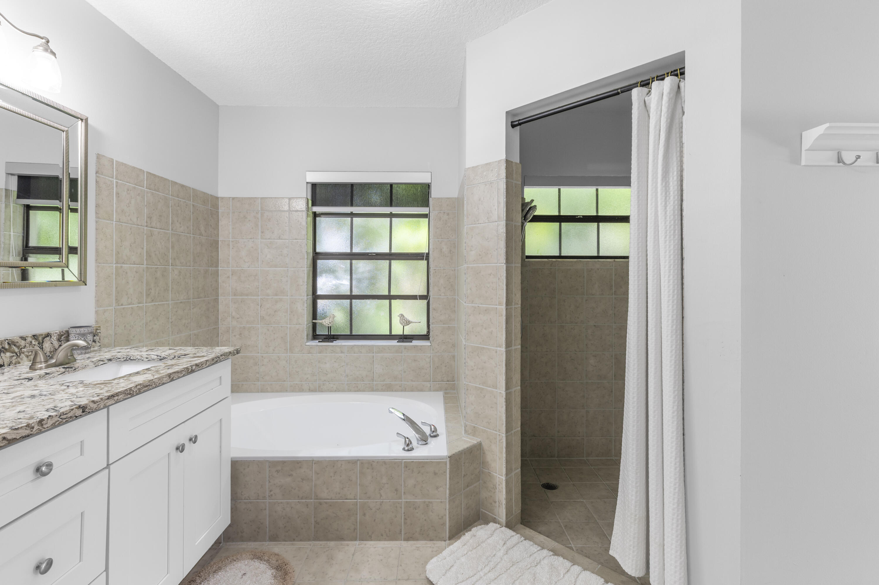 GREENVIEW SHORES 2 OF WELLINGTON - Residential Lease