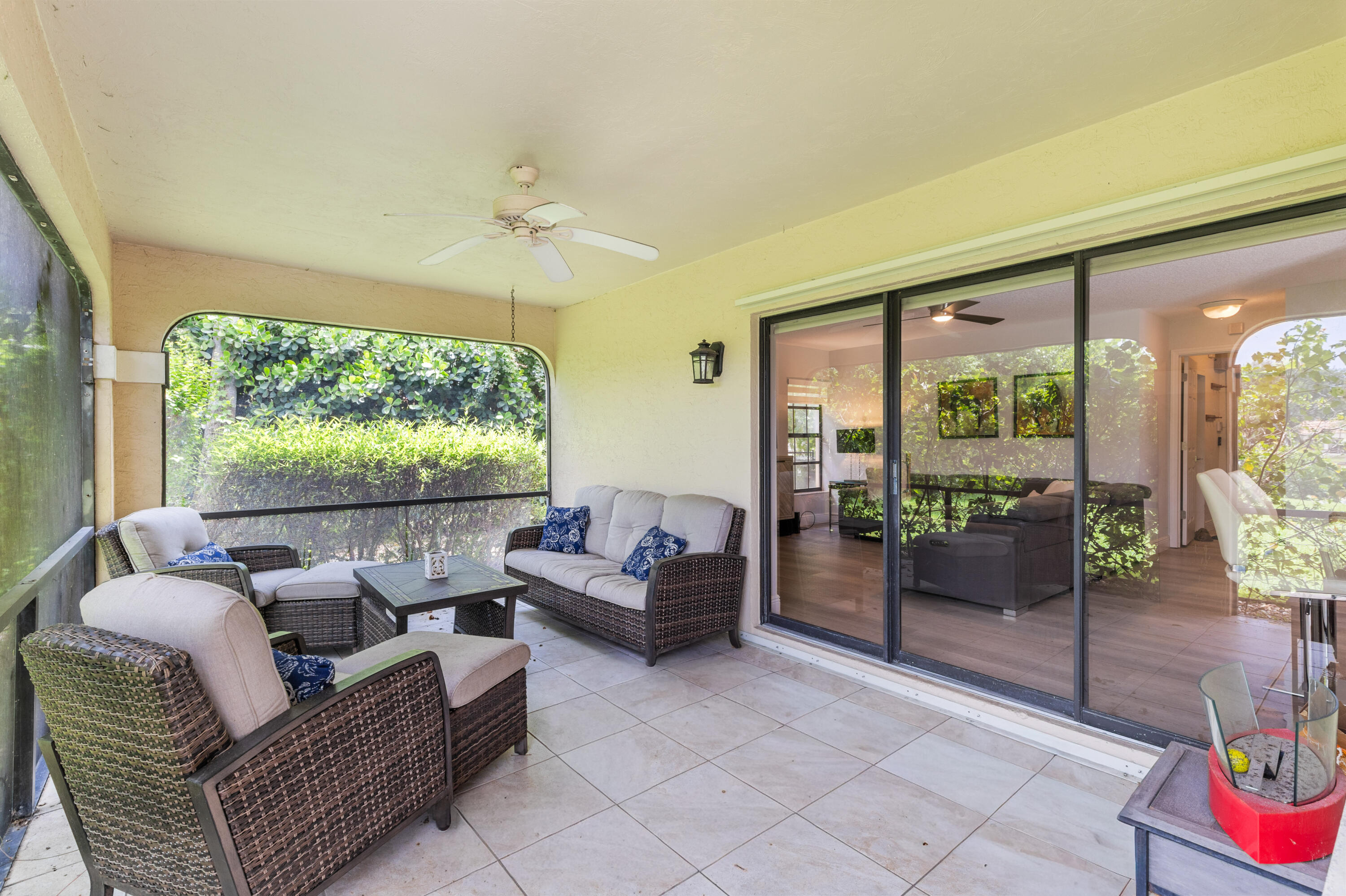 GREENVIEW SHORES 2 OF WELLINGTON - Residential Lease