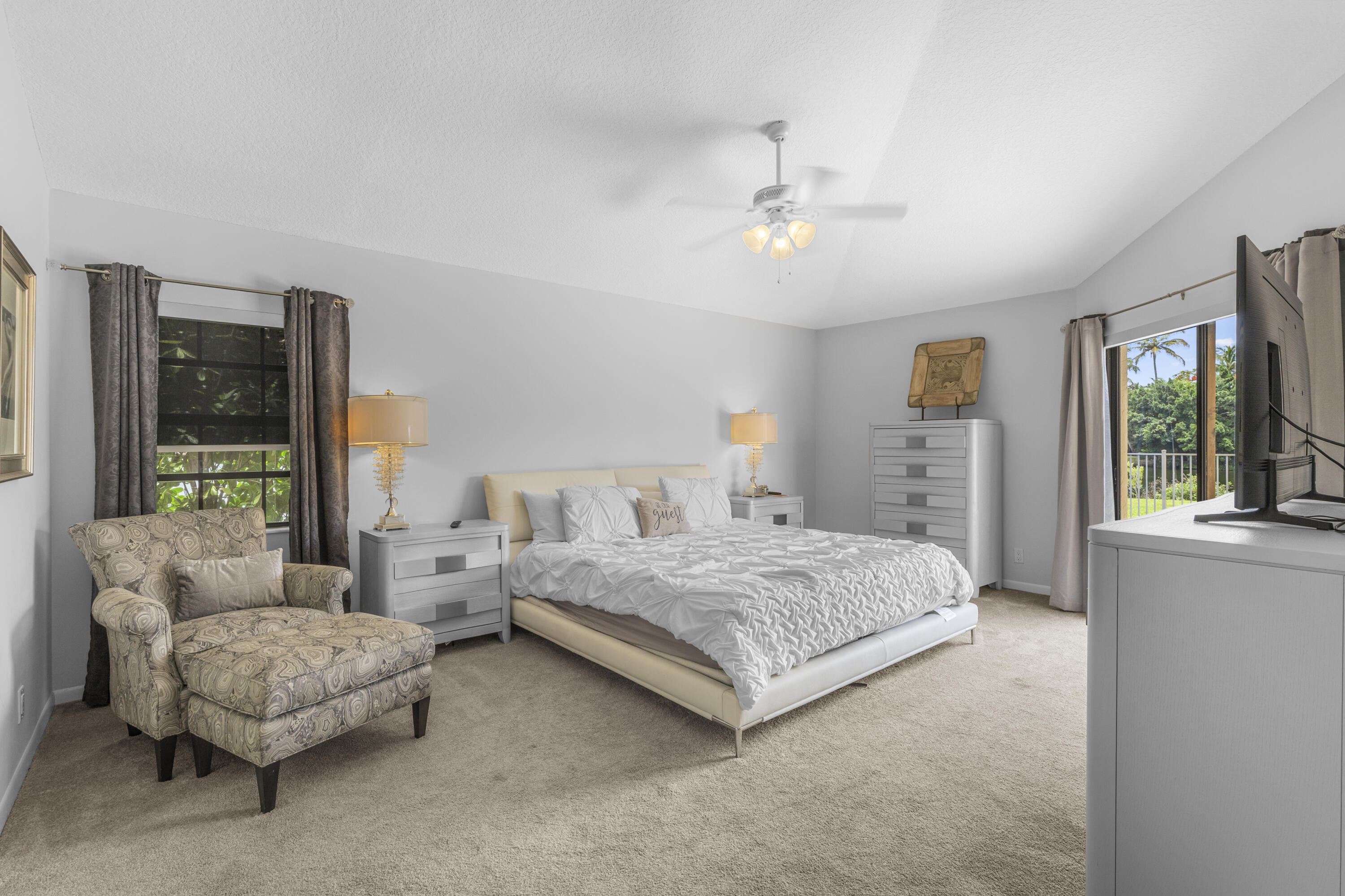 GREENVIEW SHORES 2 OF WELLINGTON - Residential Lease