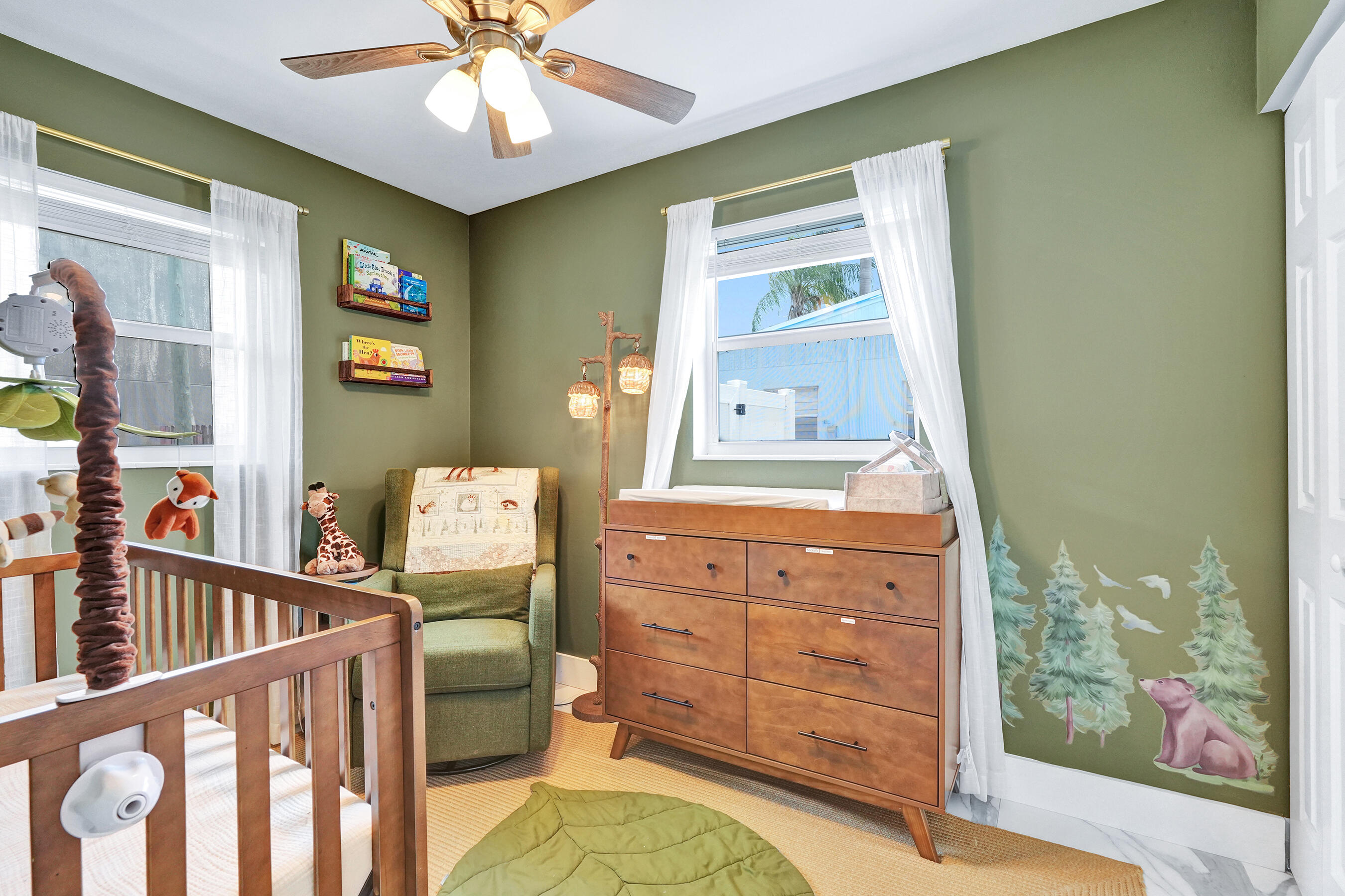 PALM BEACH SQUARE UNIT 1 - Residential Lease