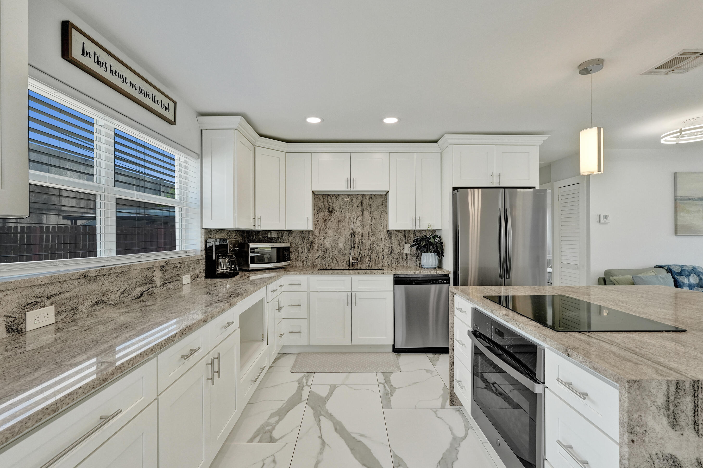 PALM BEACH SQUARE UNIT 1 - Residential Lease