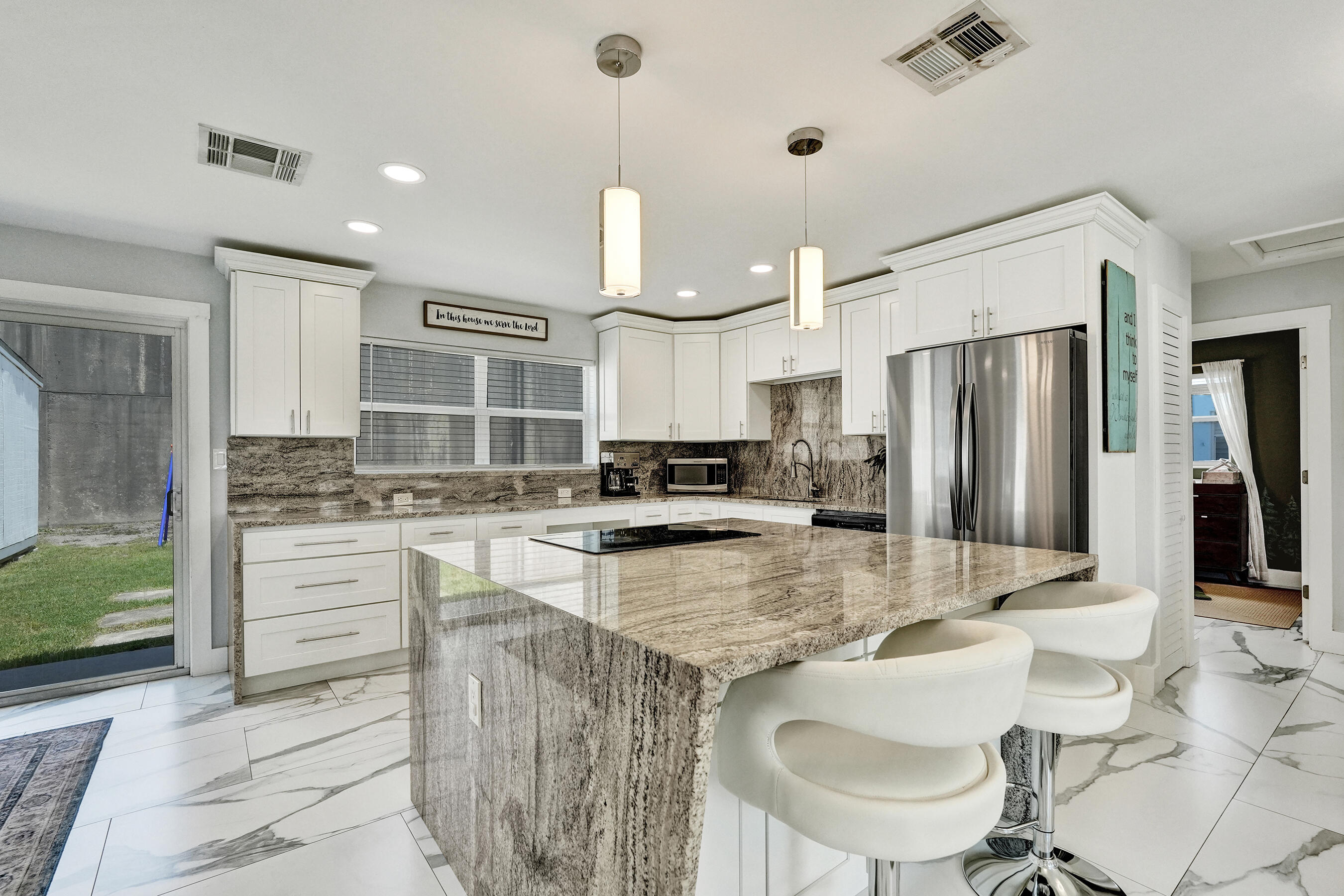 PALM BEACH SQUARE UNIT 1 - Residential Lease