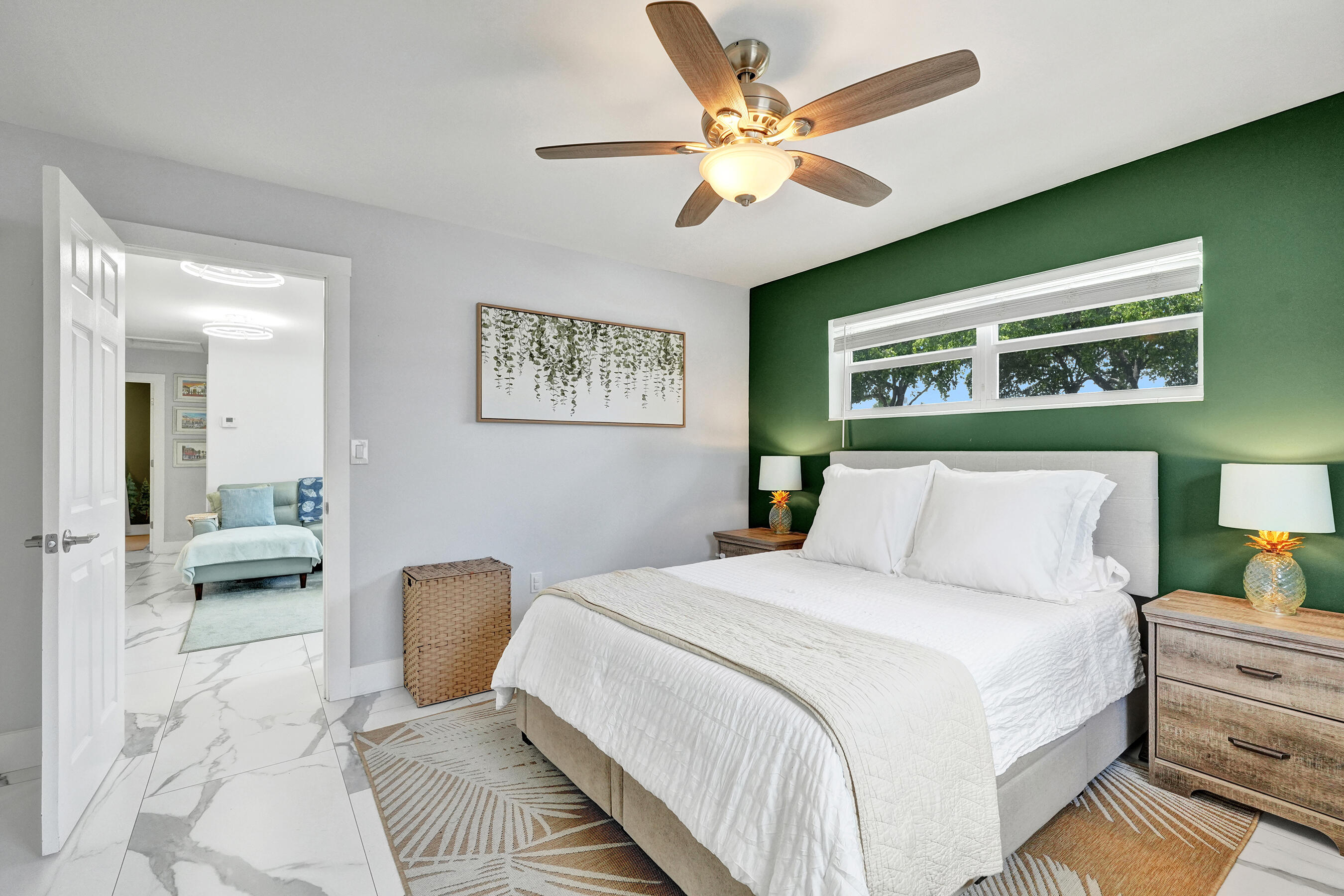 PALM BEACH SQUARE UNIT 1 - Residential Lease