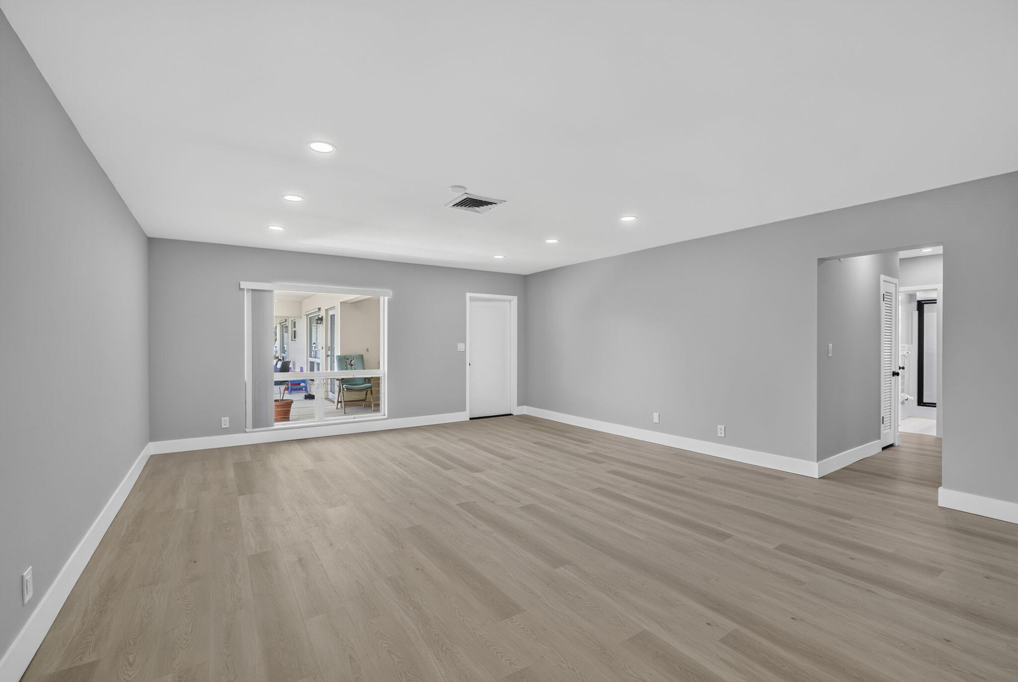 LIGHTHOUSE BAY CONDO - Residential Lease
