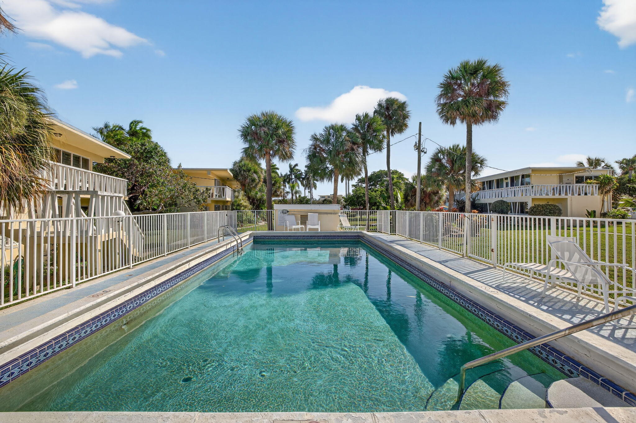 LIGHTHOUSE BAY CONDO - Residential Lease