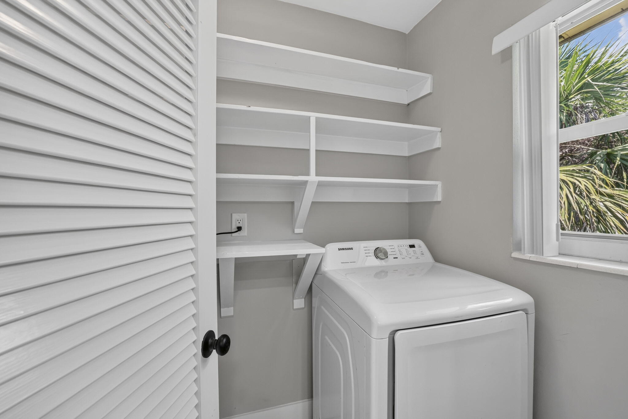 LIGHTHOUSE BAY CONDO - Residential Lease
