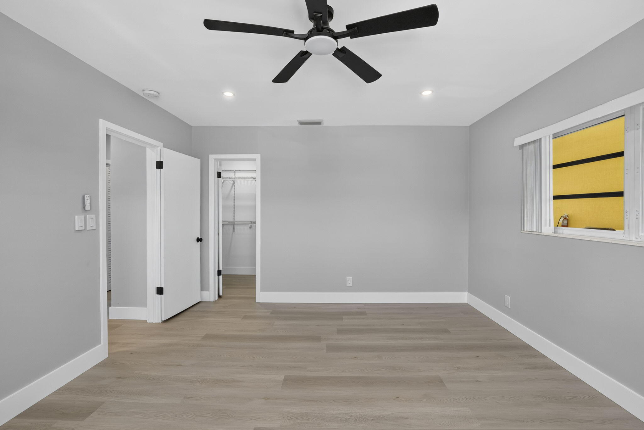 LIGHTHOUSE BAY CONDO - Residential Lease