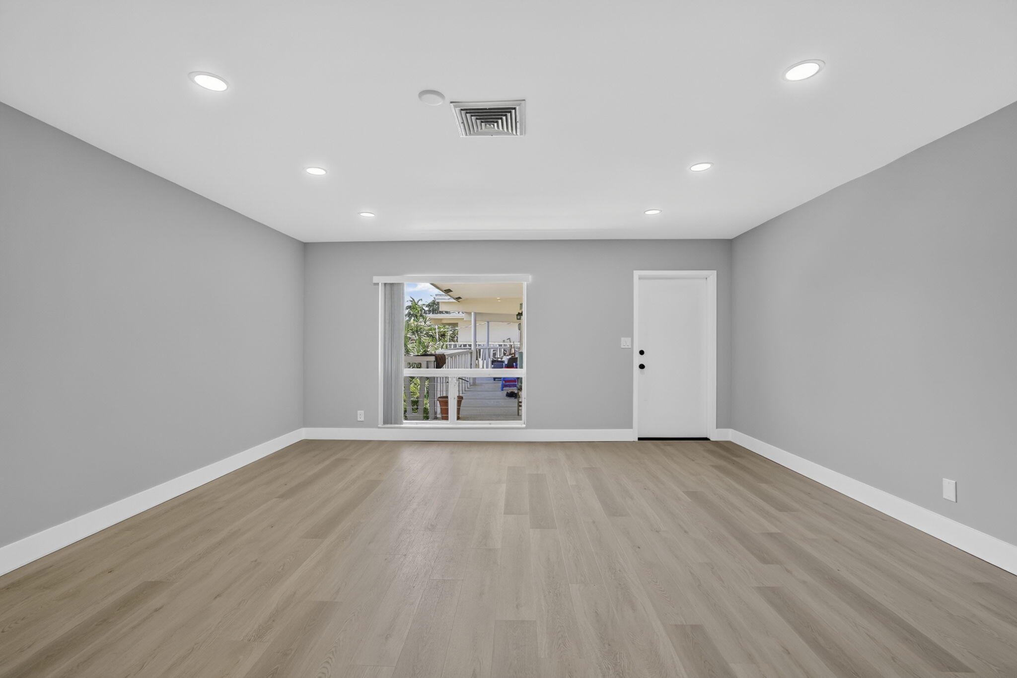 LIGHTHOUSE BAY CONDO - Residential Lease