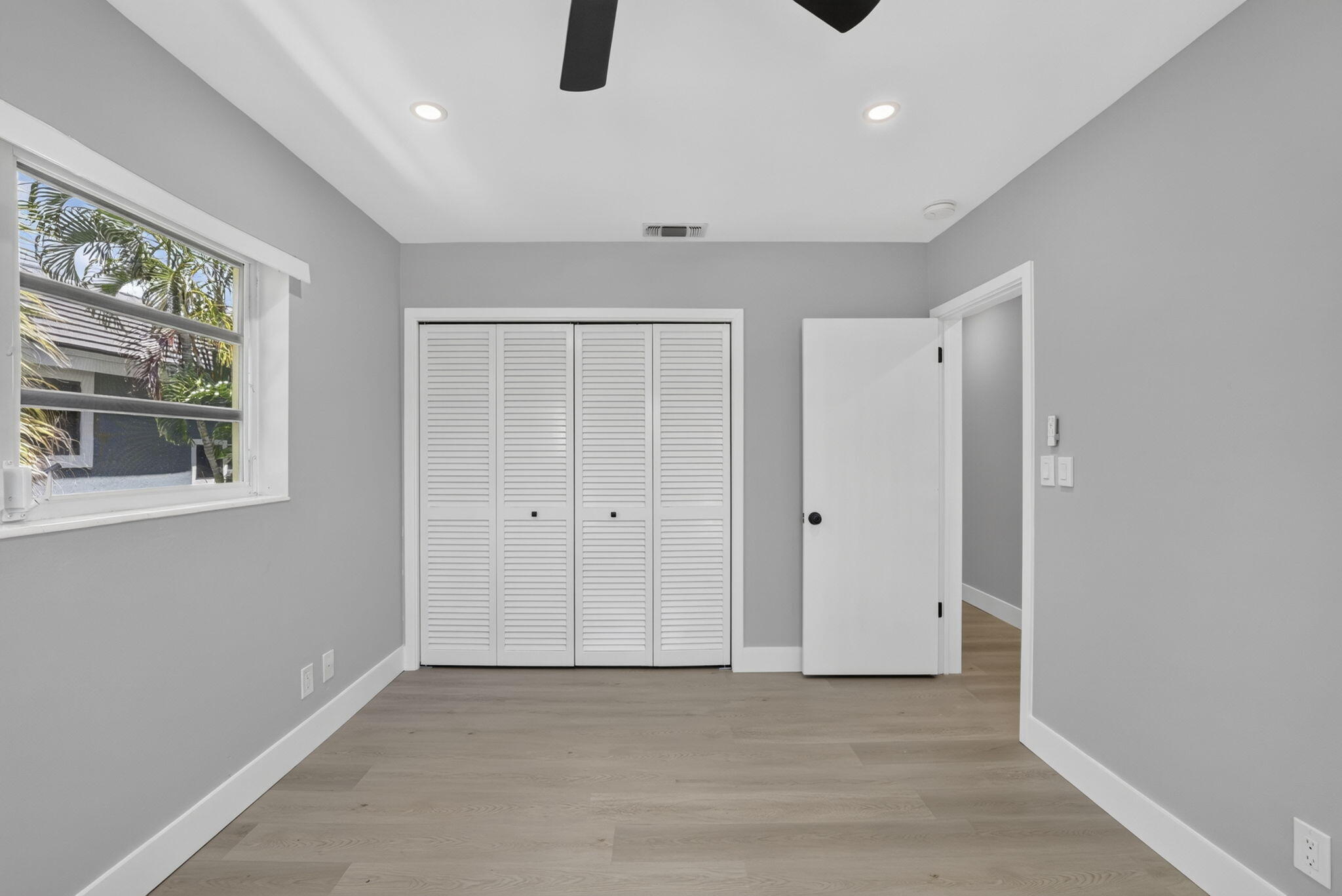 LIGHTHOUSE BAY CONDO - Residential Lease