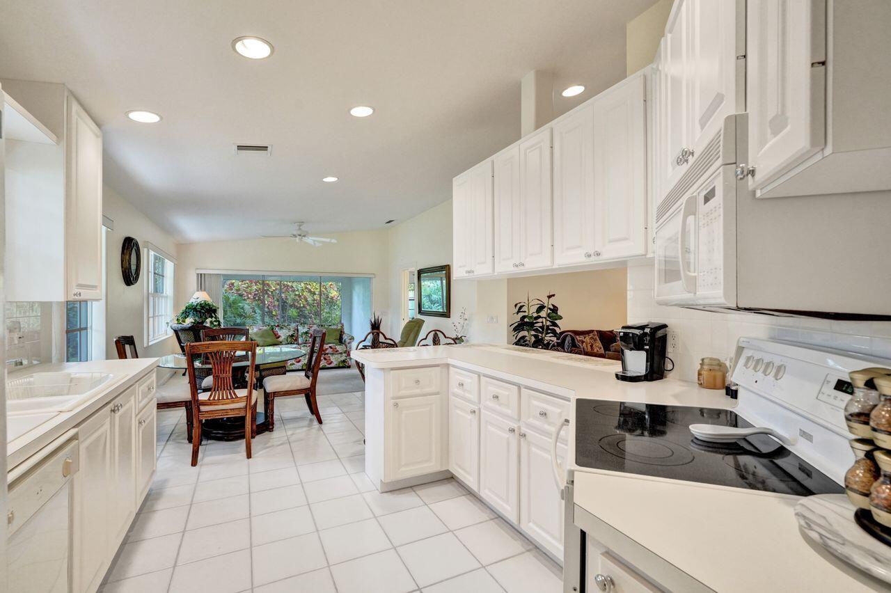 RIVERWALK 2 - Residential