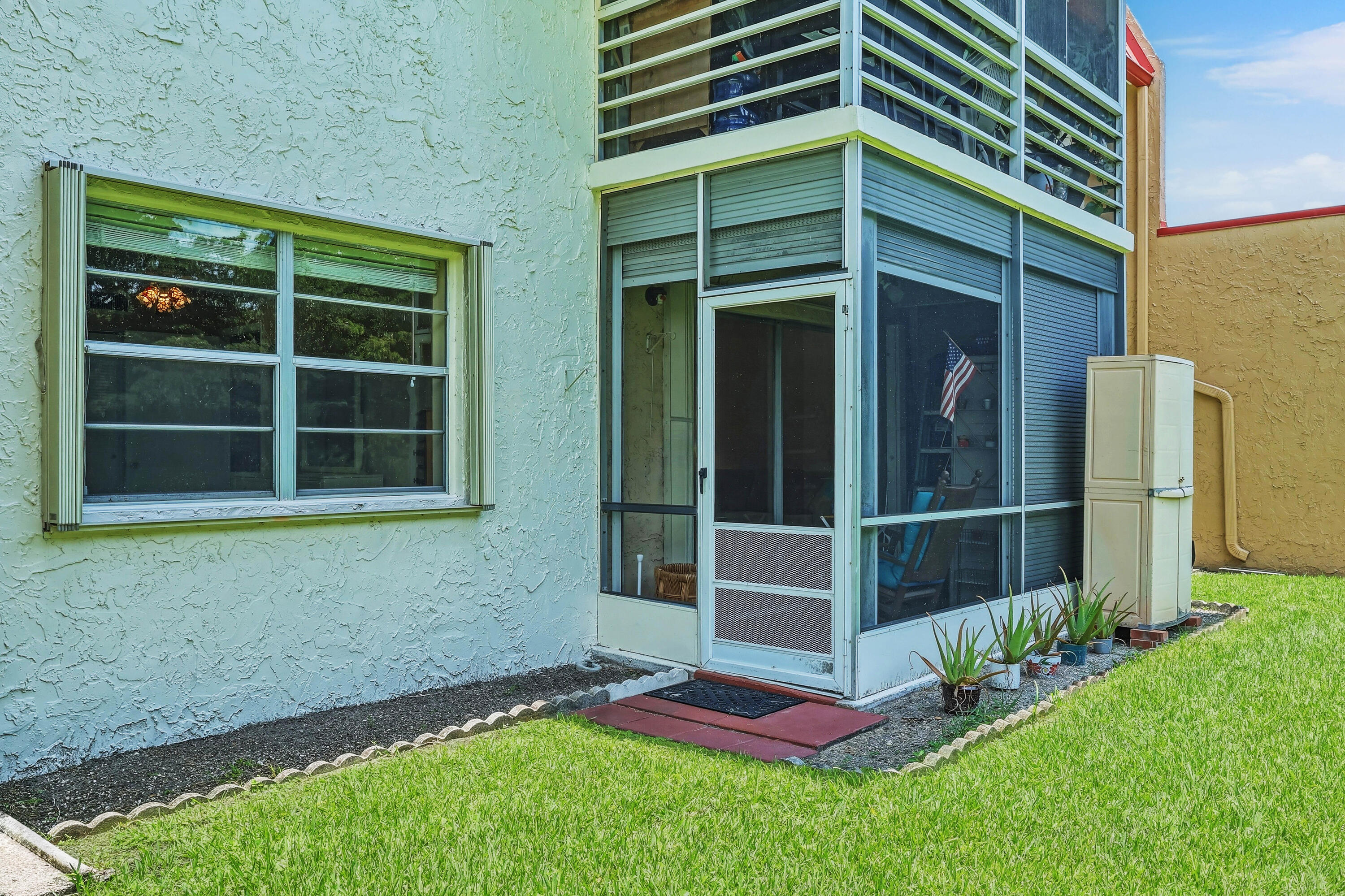 GOLDEN LAKES VILLAGE CONDO 1 THRU 13-A - Residential