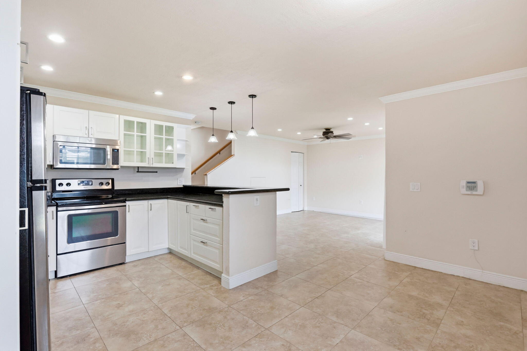 GARDENWAY A THRU Q CONDOS - Residential Lease