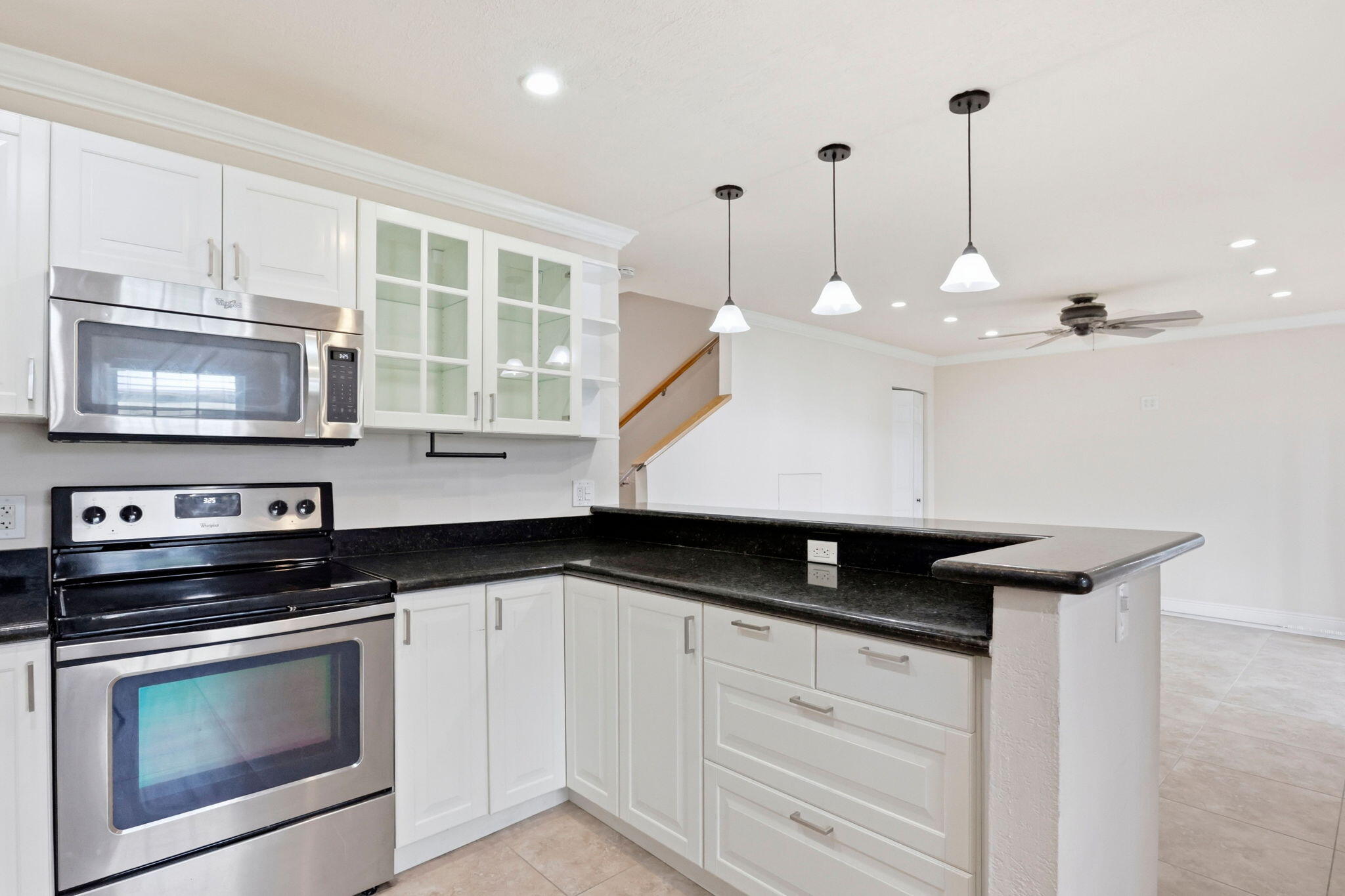 GARDENWAY A THRU Q CONDOS - Residential Lease