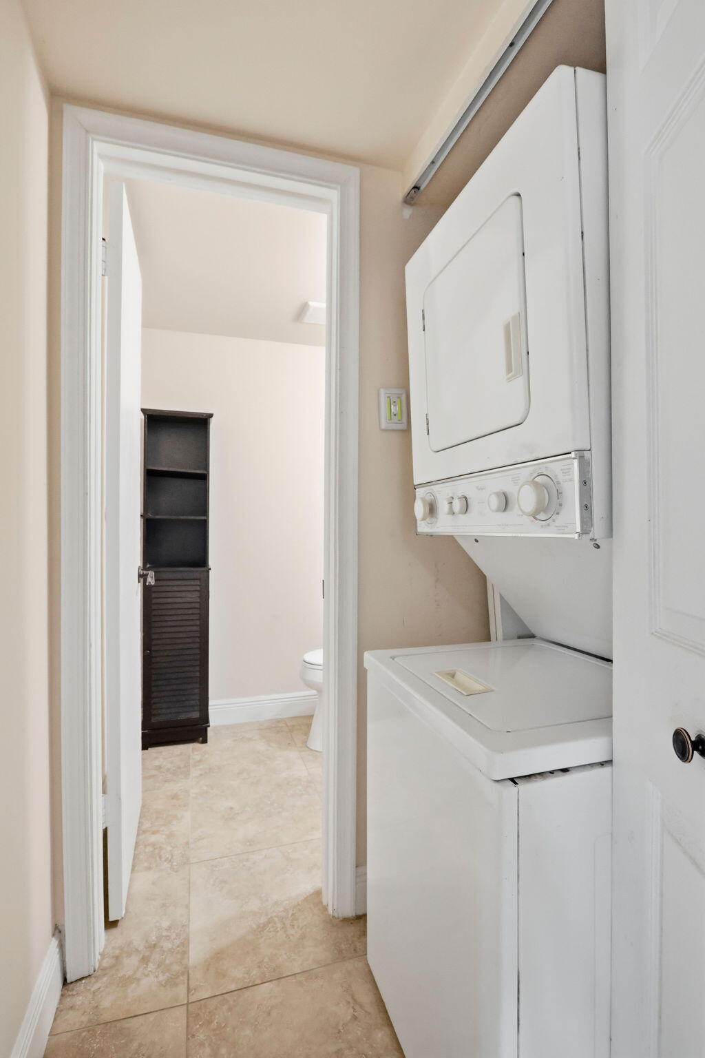 GARDENWAY A THRU Q CONDOS - Residential Lease