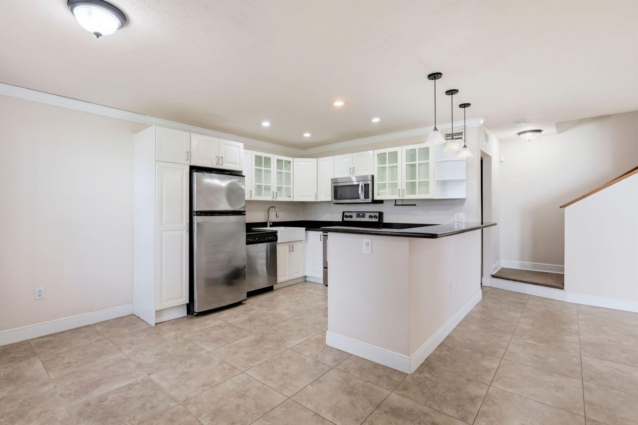 GARDENWAY A THRU Q CONDOS - Residential Lease
