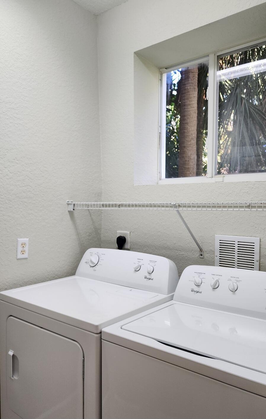 THOUSAND OAKS - Residential