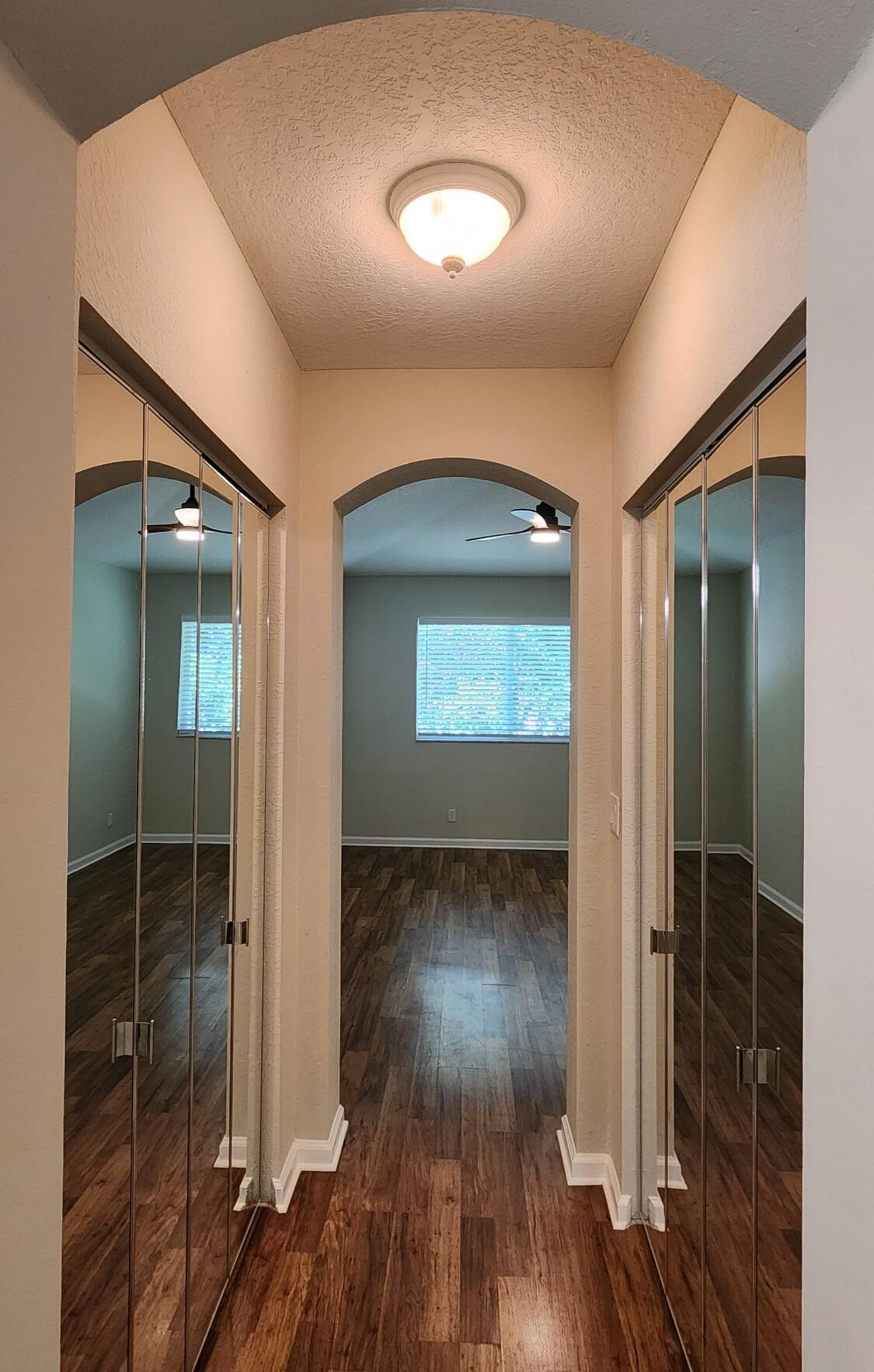 THOUSAND OAKS - Residential