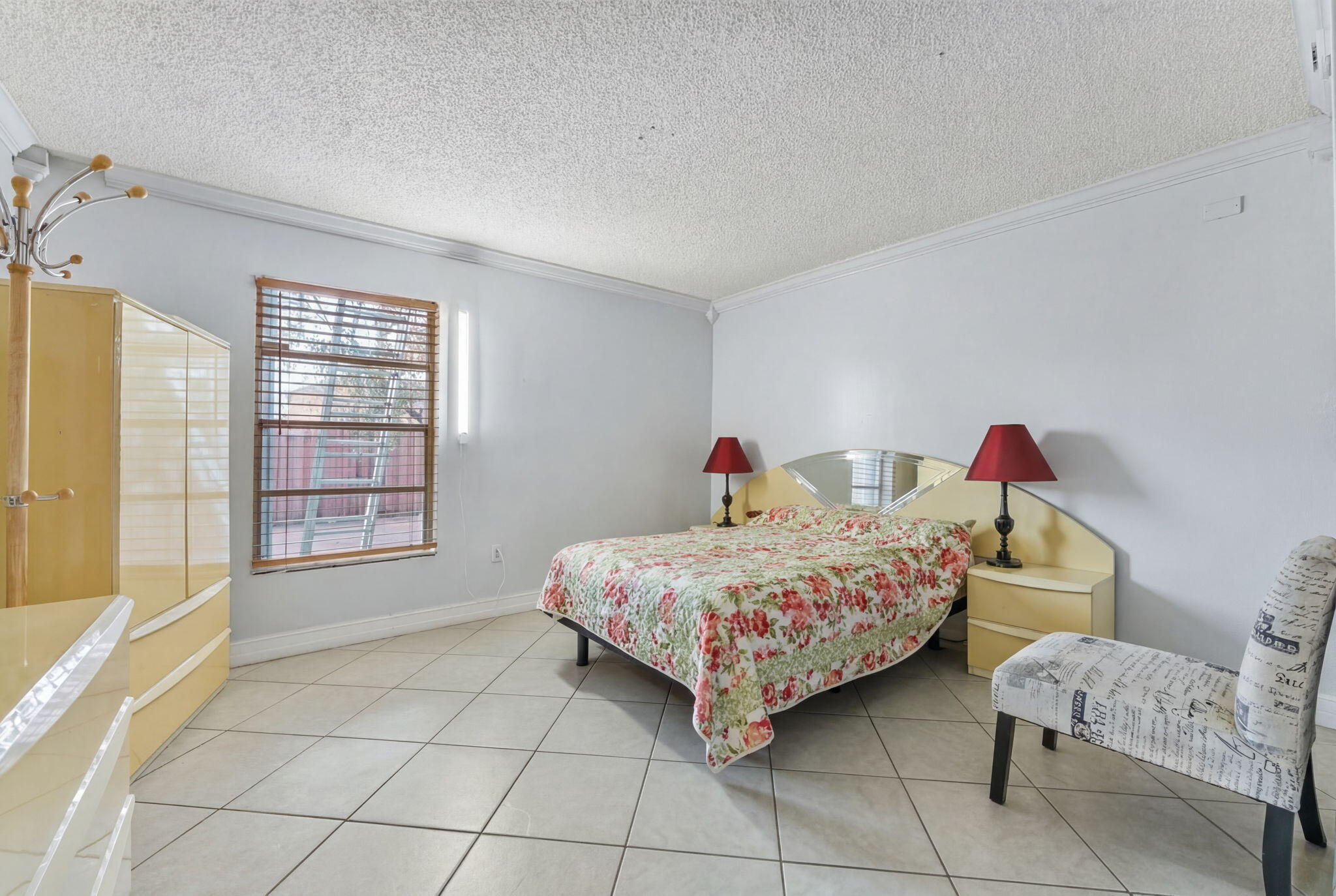 LOS SUENOS CONDO - Residential